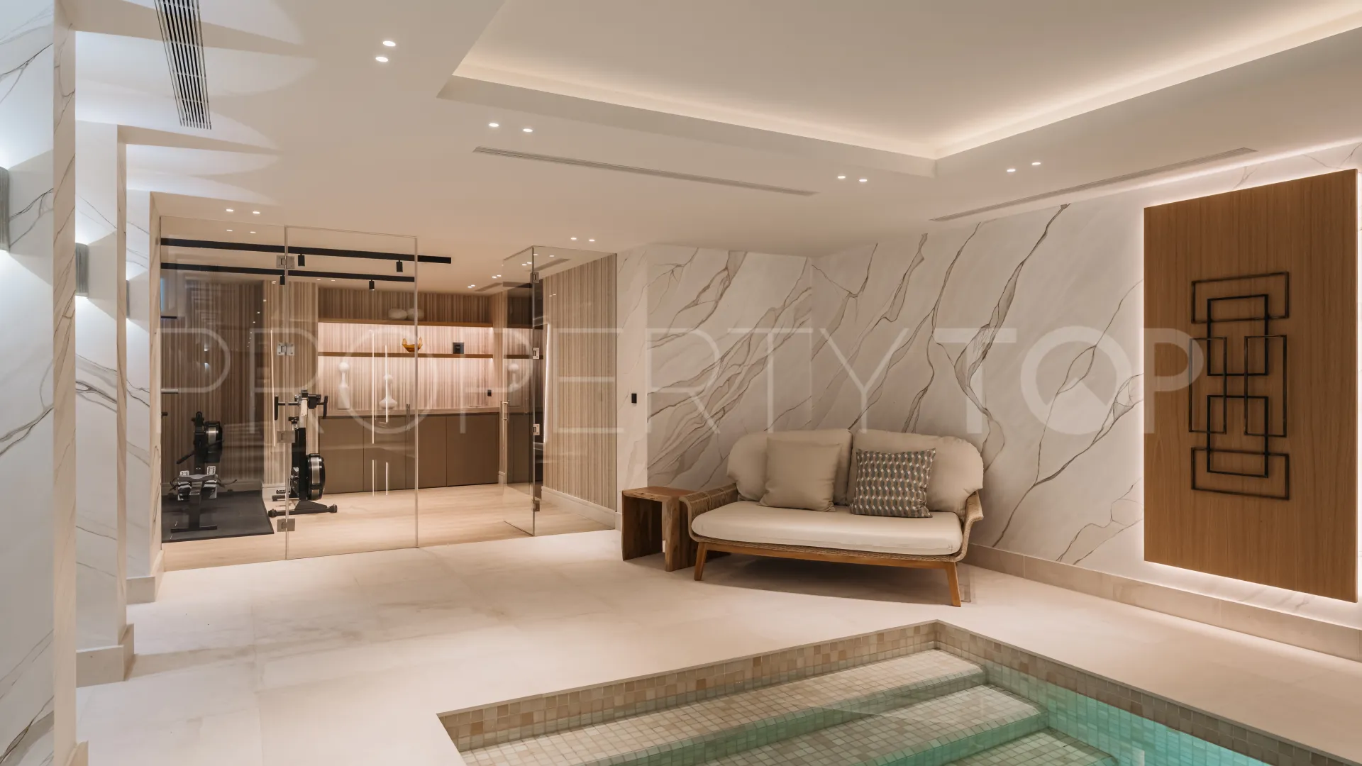 8 bedrooms villa in El Herrojo for sale
