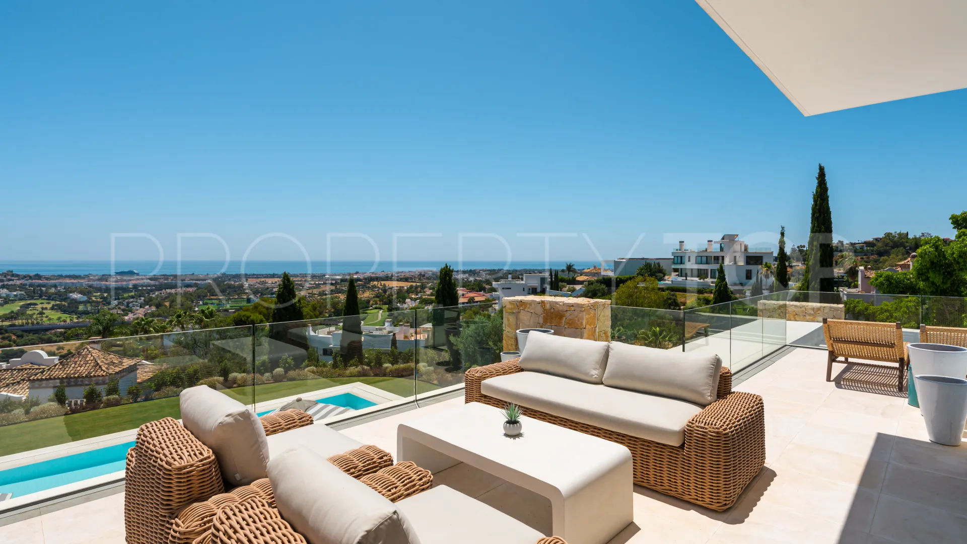 8 bedrooms villa in El Herrojo for sale