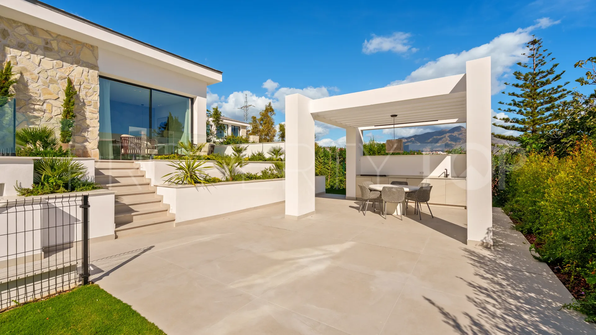 Villa de 5 dormitorios en venta en La Quinta