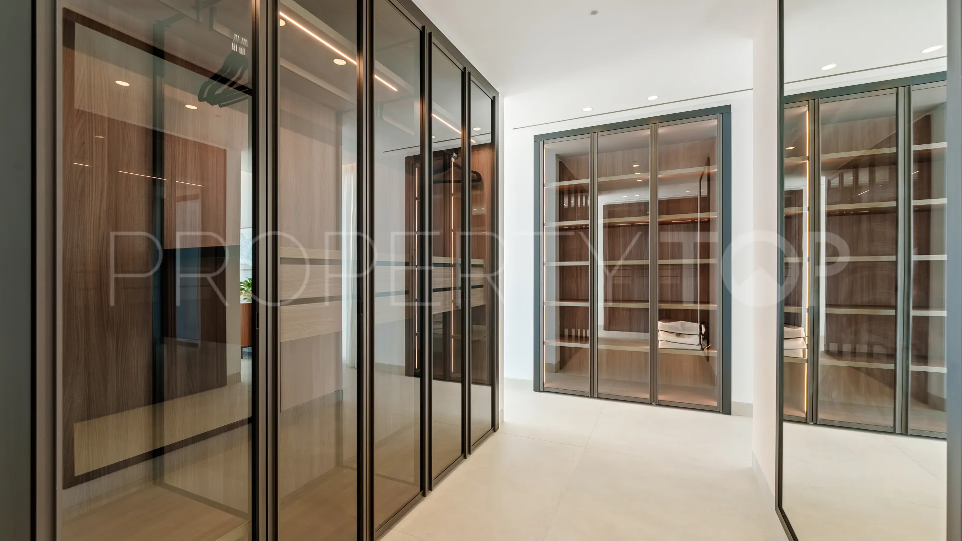 Villa de 5 dormitorios en venta en La Quinta