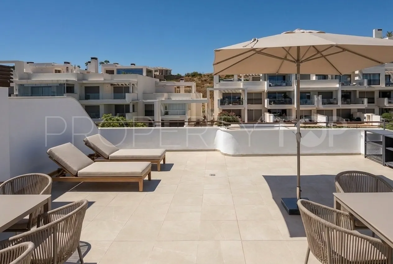For sale duplex penthouse in Estepona