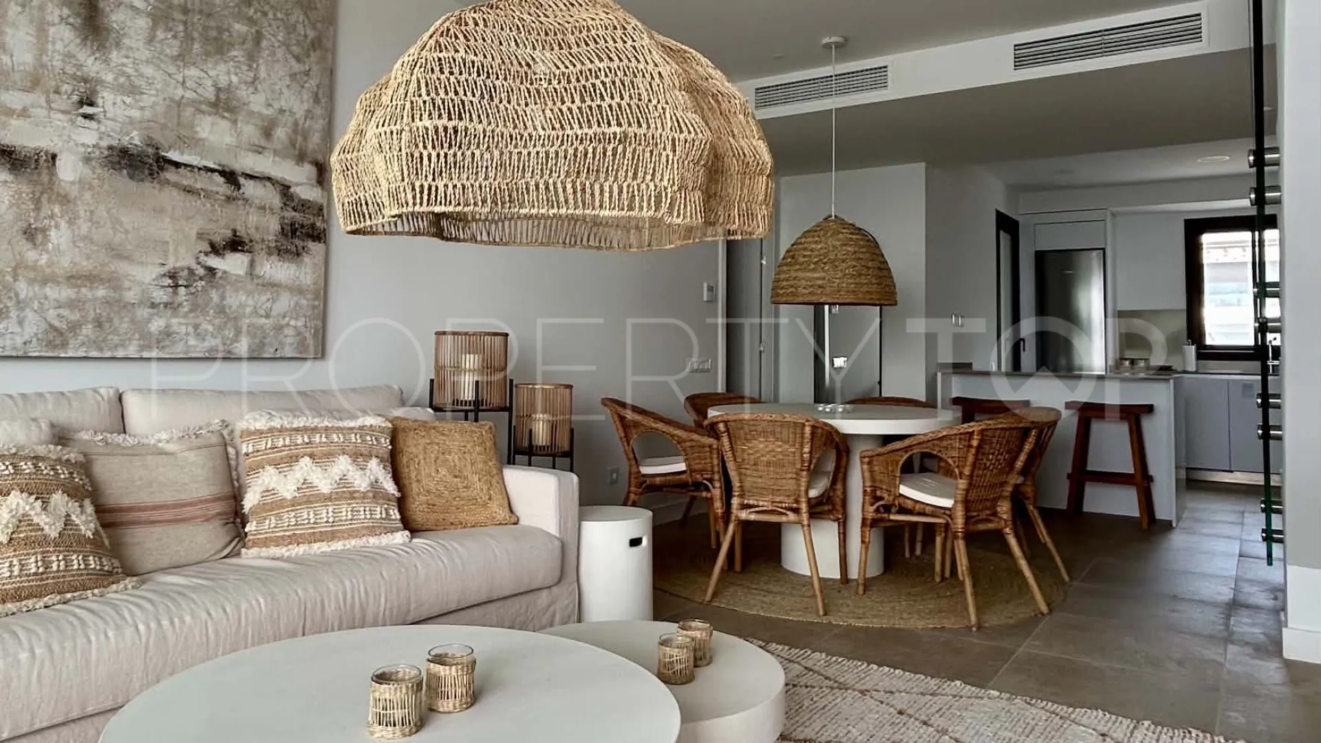 For sale duplex penthouse in Estepona