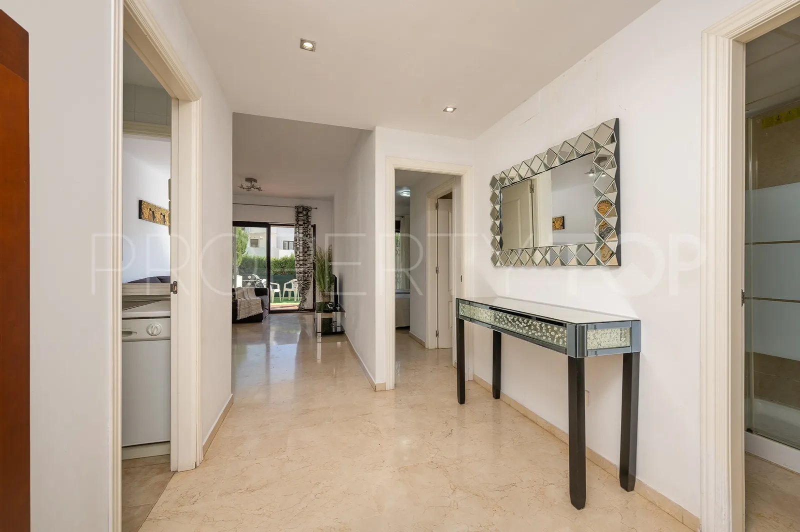 Apartamento planta baja en venta de 2 dormitorios en Riviera del Sol