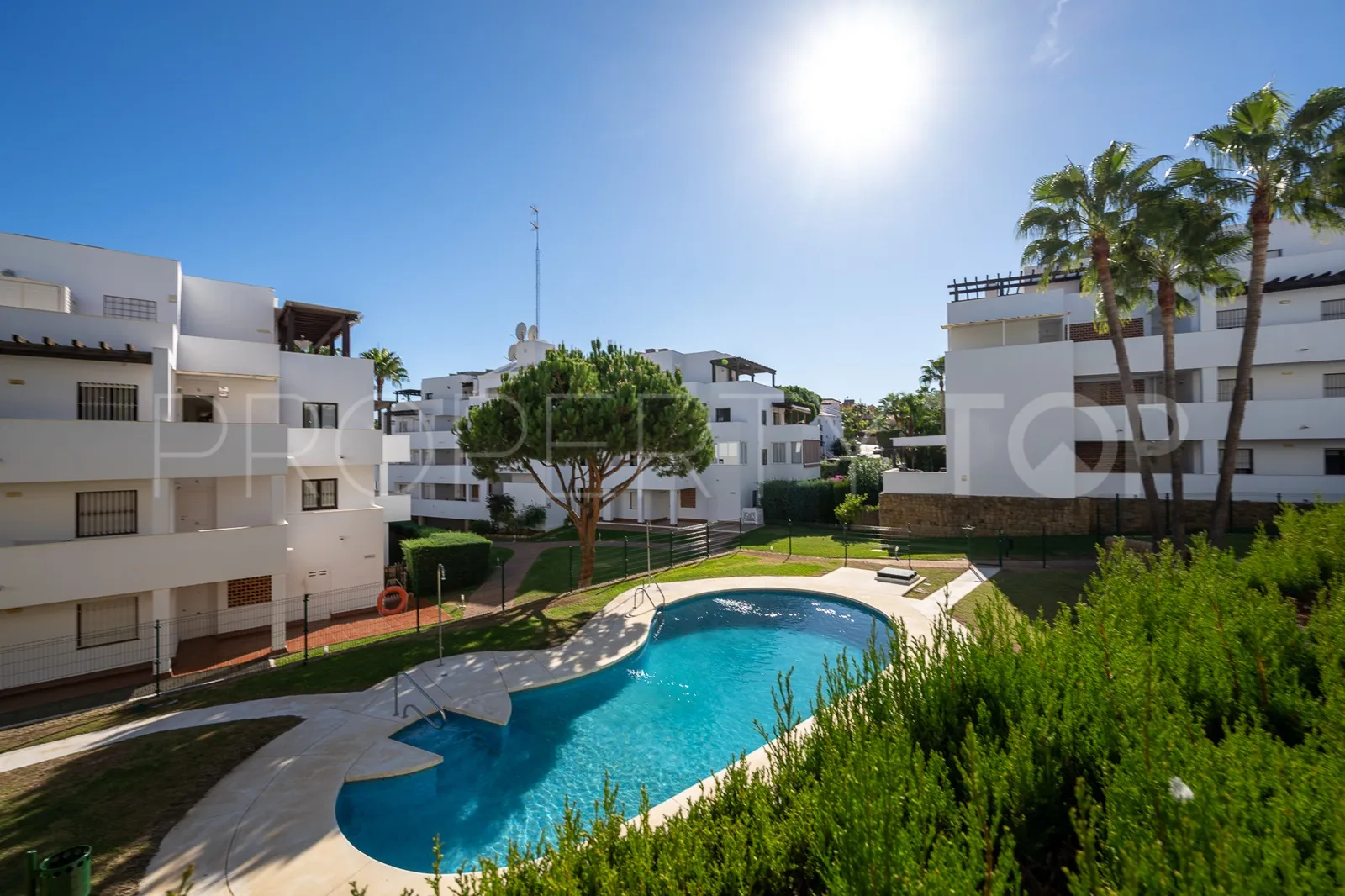 Apartamento planta baja en venta de 2 dormitorios en Riviera del Sol