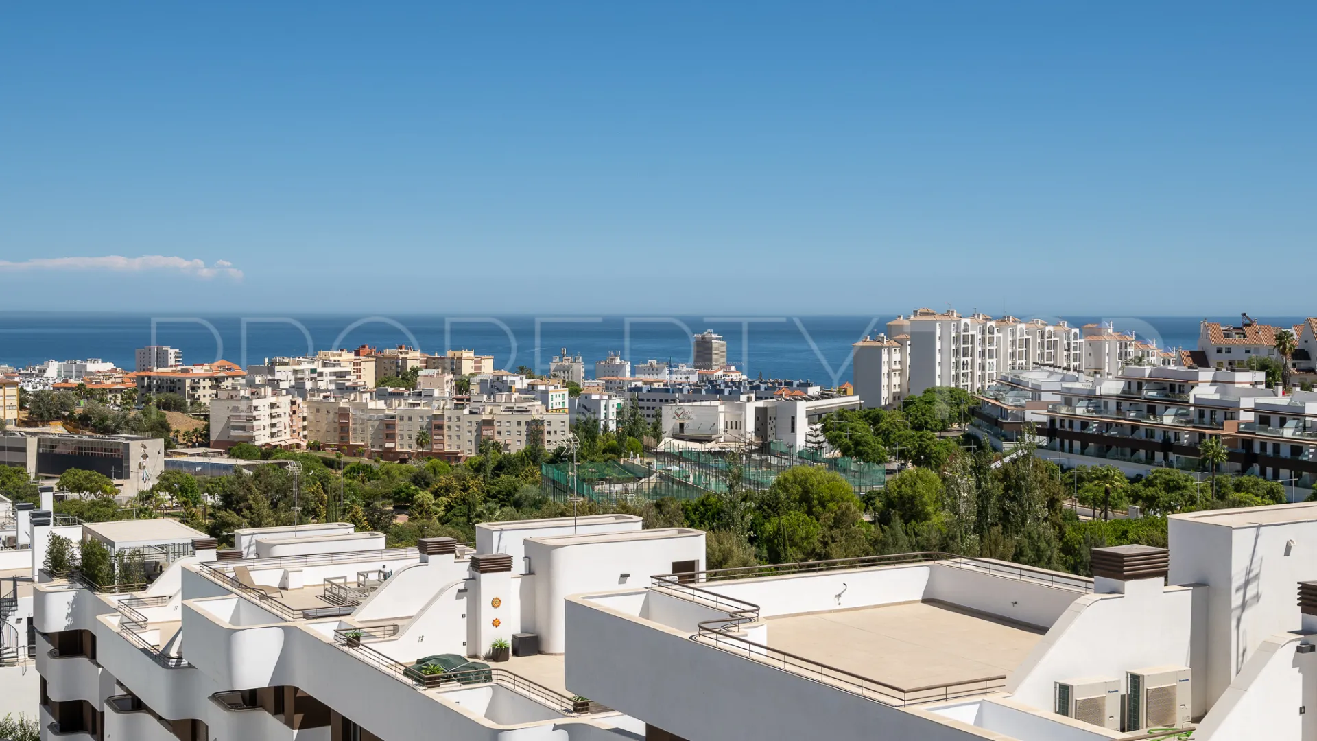 3 bedrooms duplex penthouse for sale in Estepona