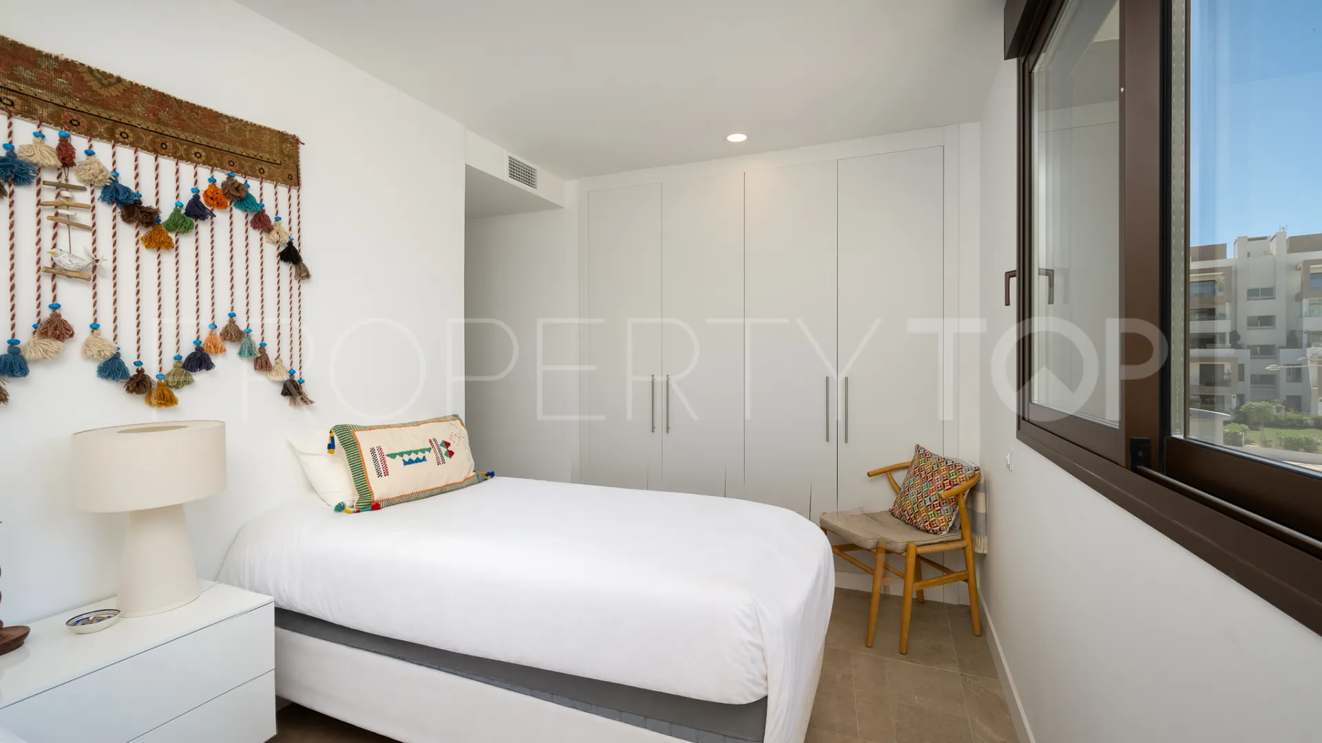 3 bedrooms duplex penthouse for sale in Estepona