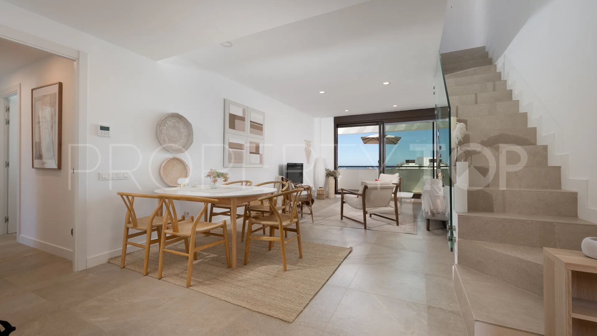 3 bedrooms duplex penthouse for sale in Estepona