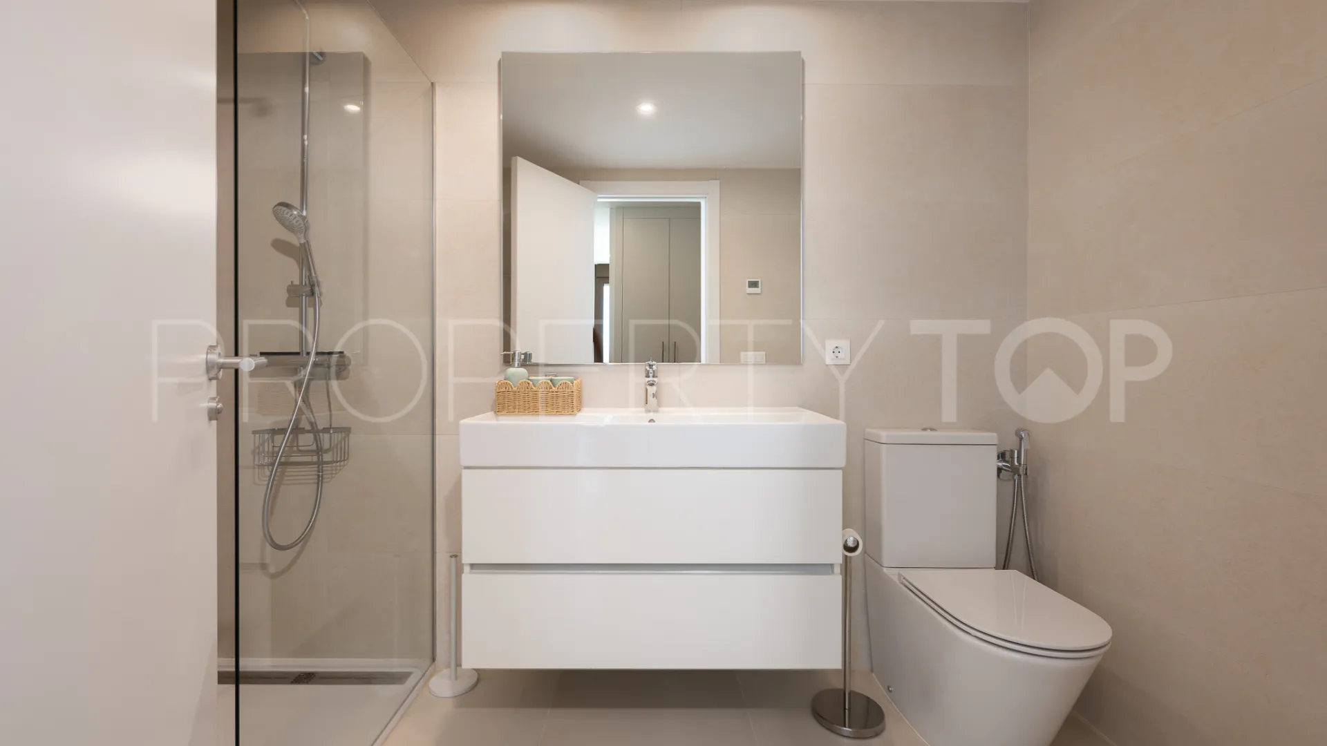 3 bedrooms duplex penthouse for sale in Estepona