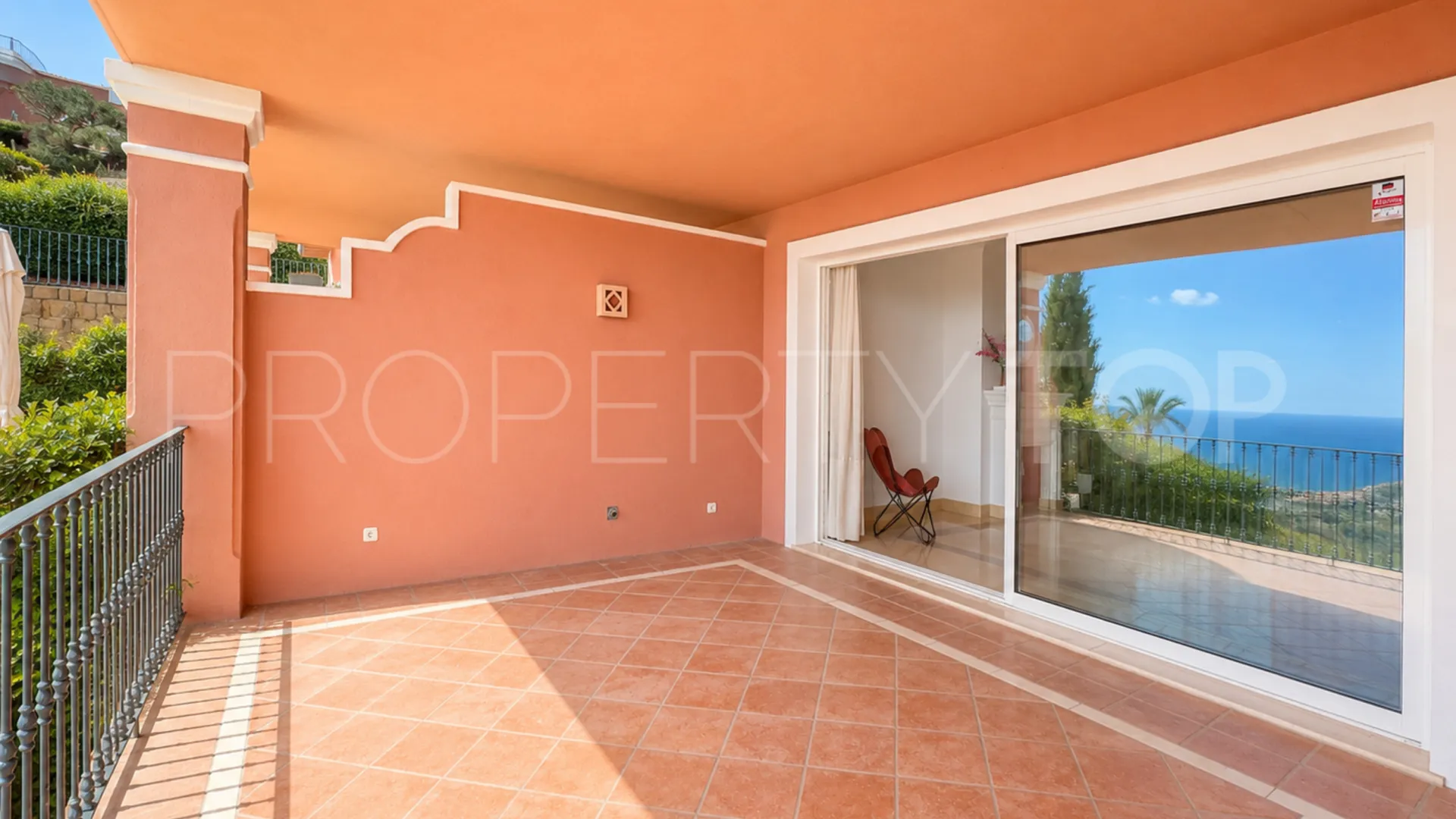 Comprar apartamento de 2 dormitorios en La Mairena