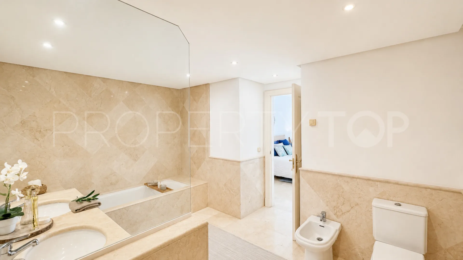 Comprar apartamento de 2 dormitorios en La Mairena