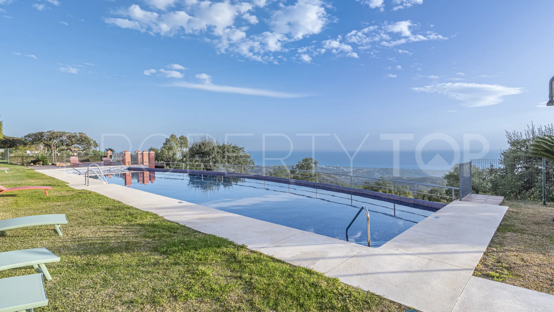Comprar apartamento de 2 dormitorios en La Mairena