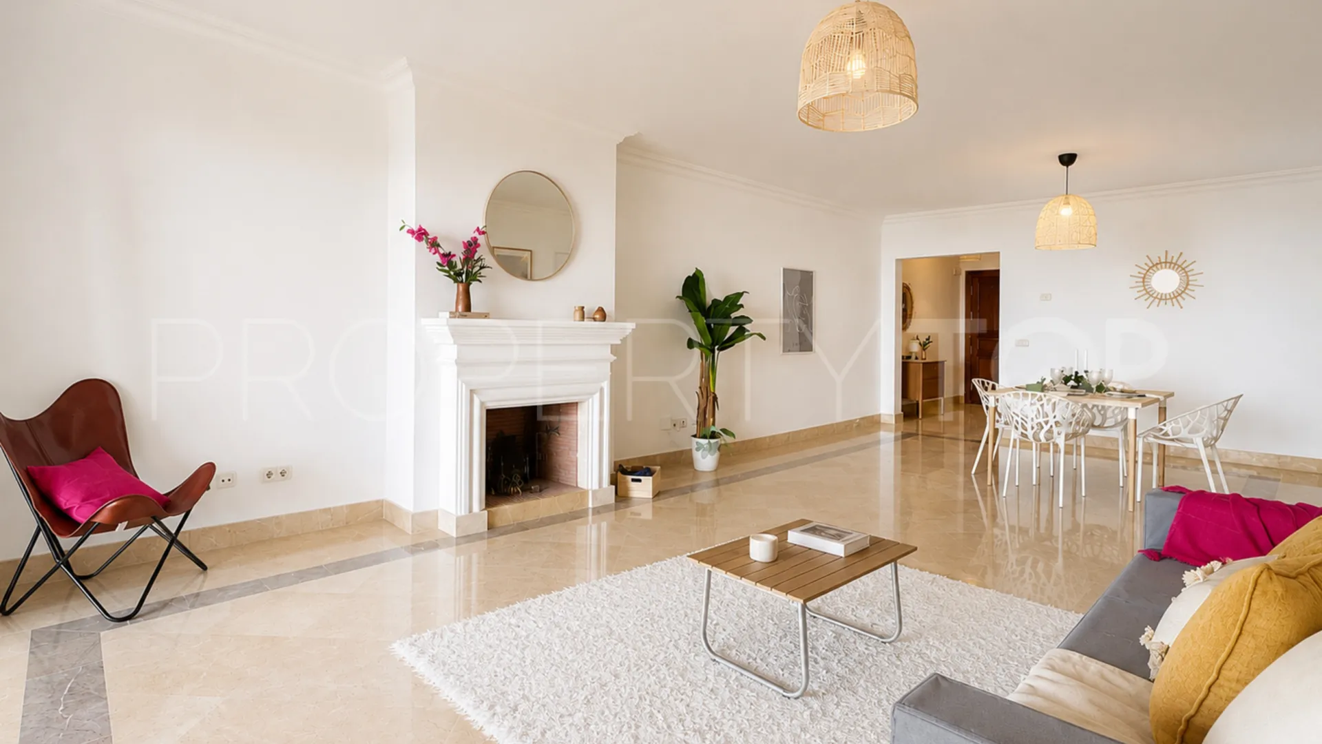Comprar apartamento de 2 dormitorios en La Mairena