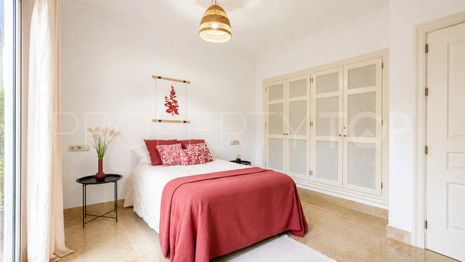Comprar apartamento de 2 dormitorios en La Mairena