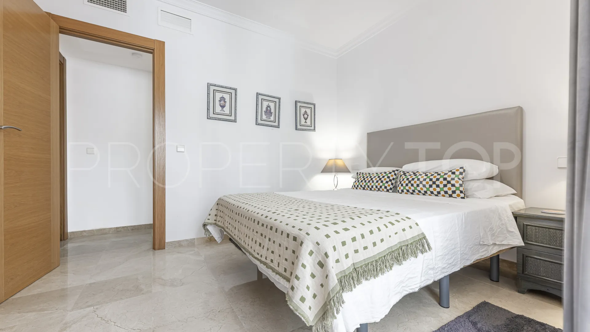 For sale La Mairena 3 bedrooms apartment