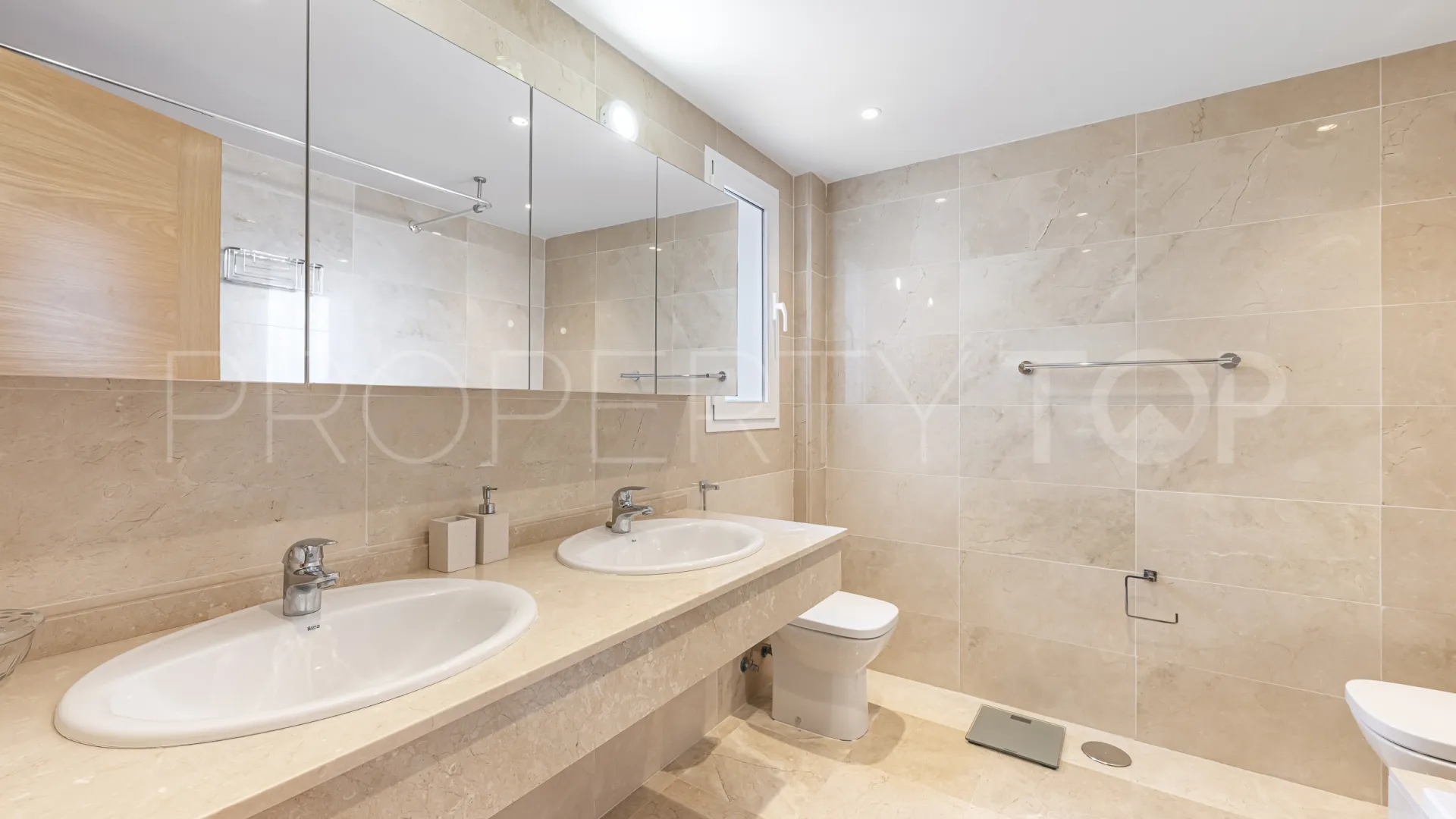 For sale La Mairena 3 bedrooms apartment