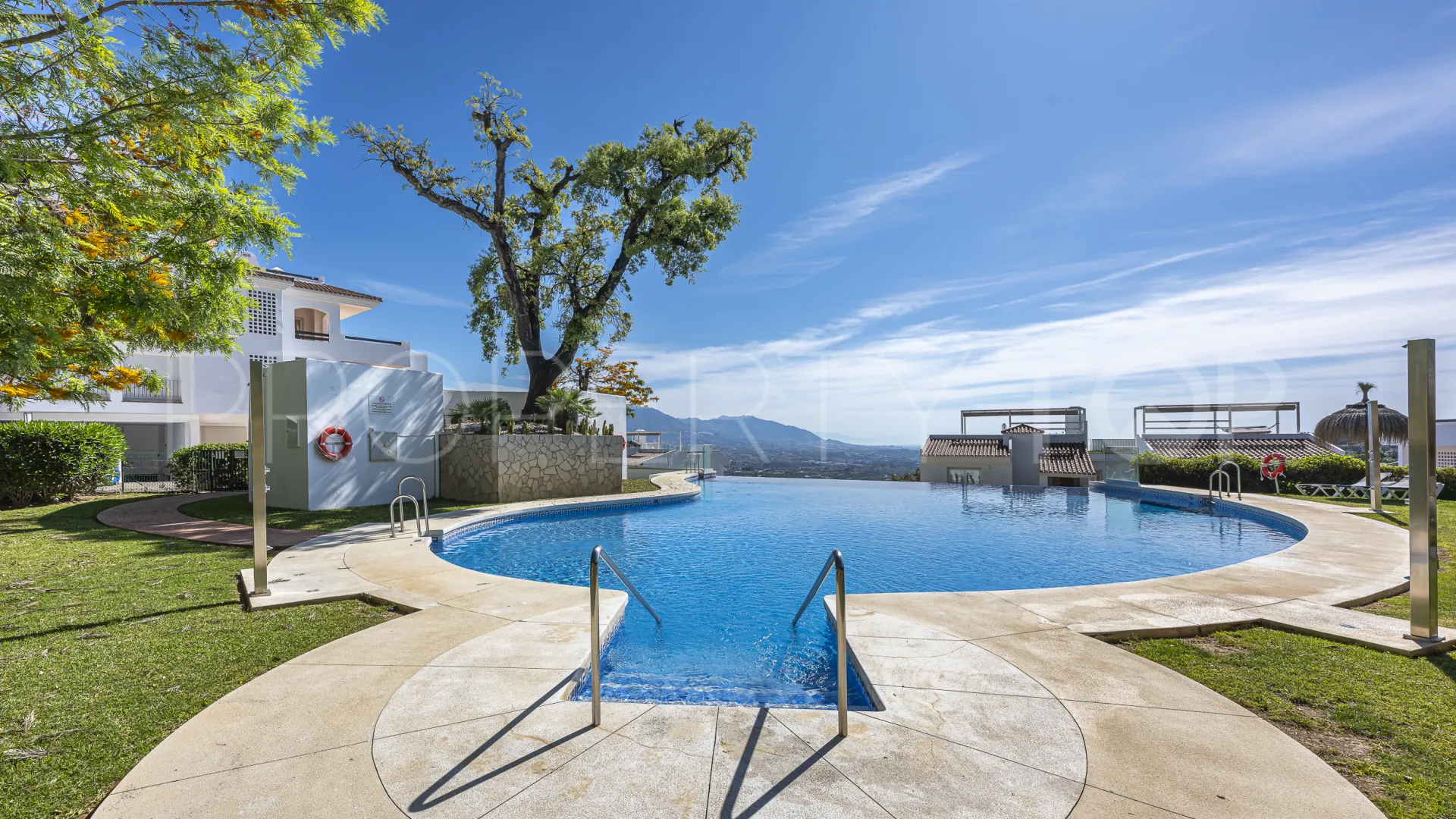 For sale La Mairena 3 bedrooms apartment