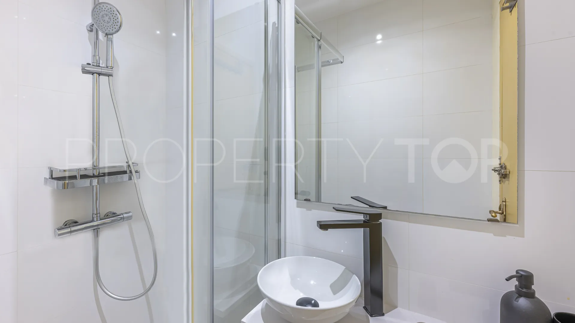 Elviria, apartamento de 1 dormitorio en venta