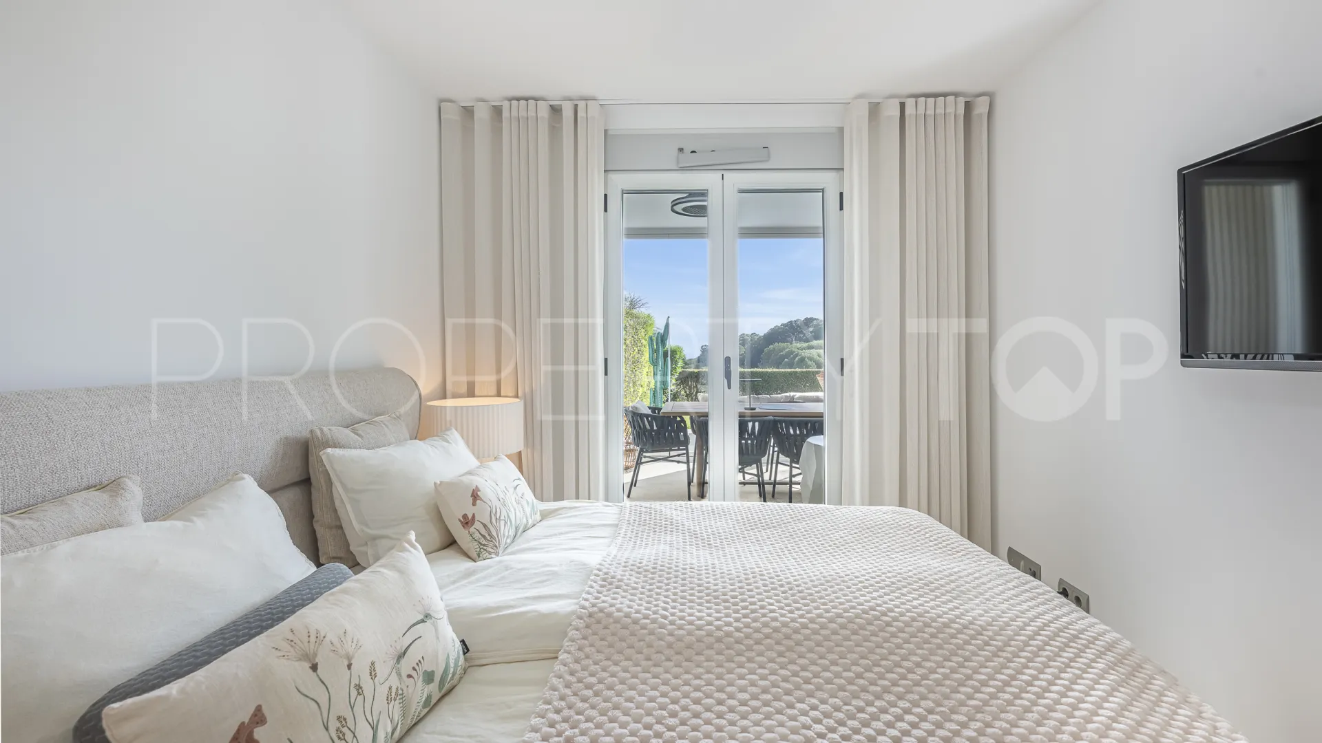 Comprar apartamento planta baja en La Mairena