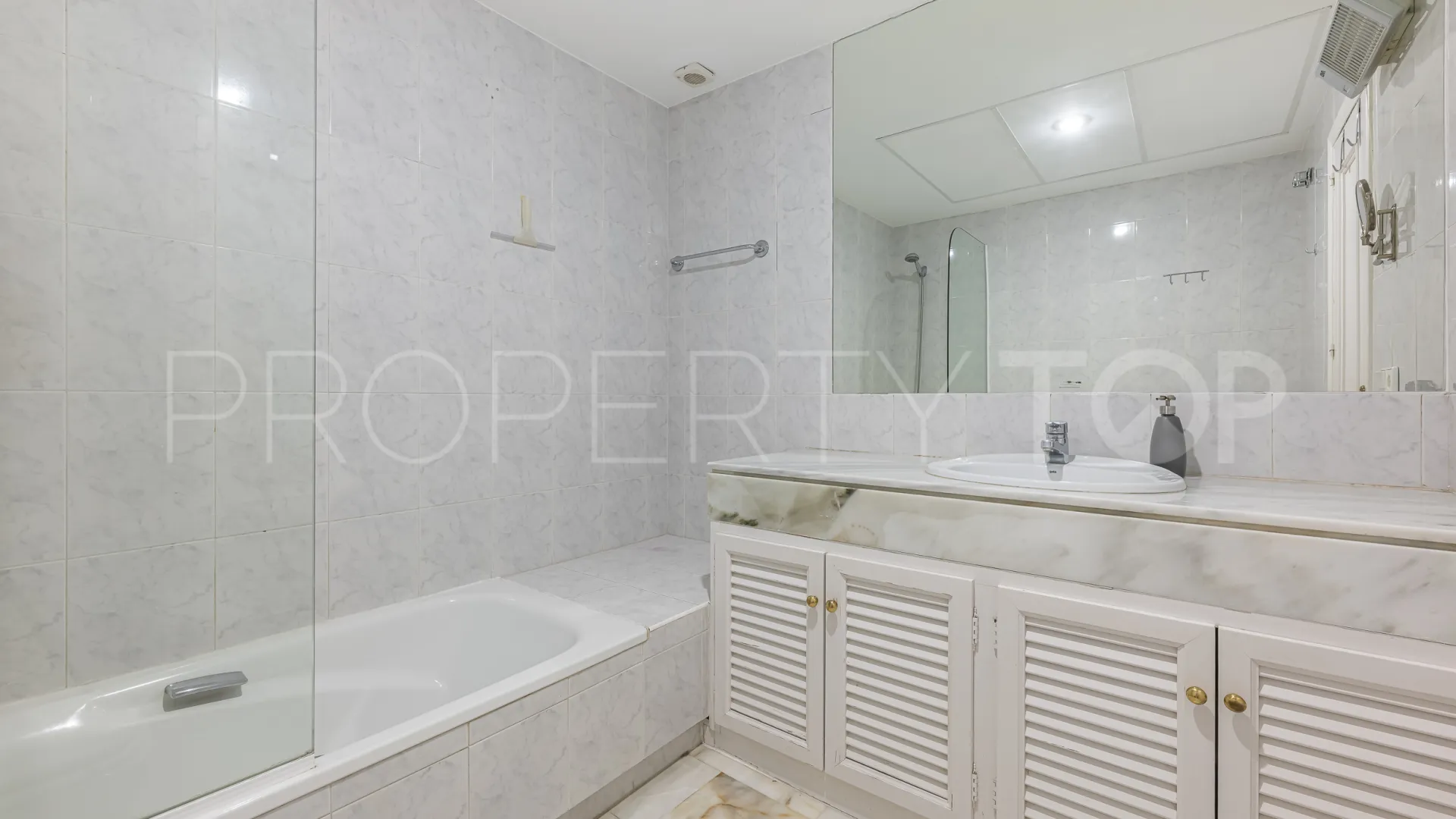Se vende apartamento en La Mairena