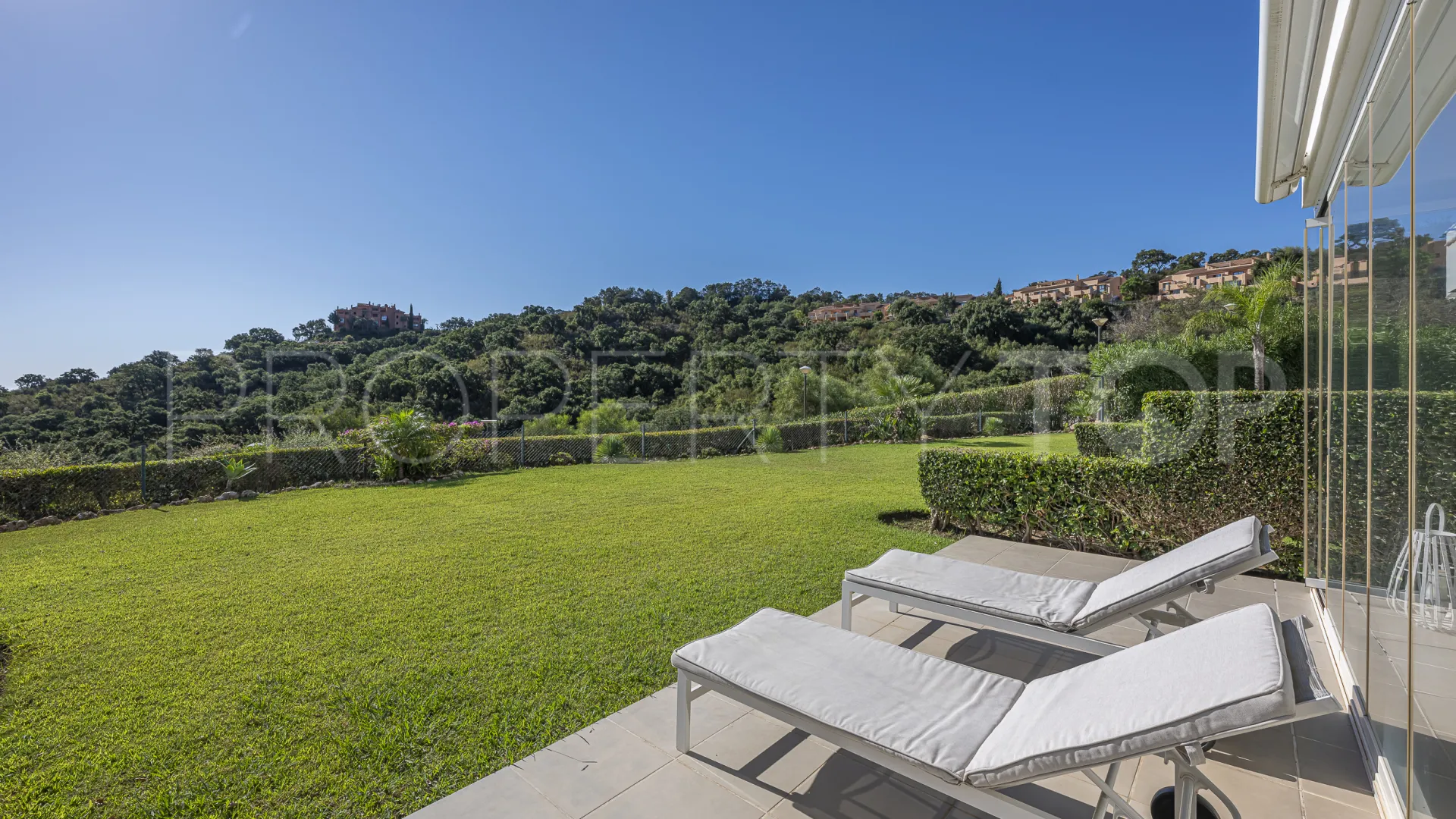Apartamento en venta en La Mairena