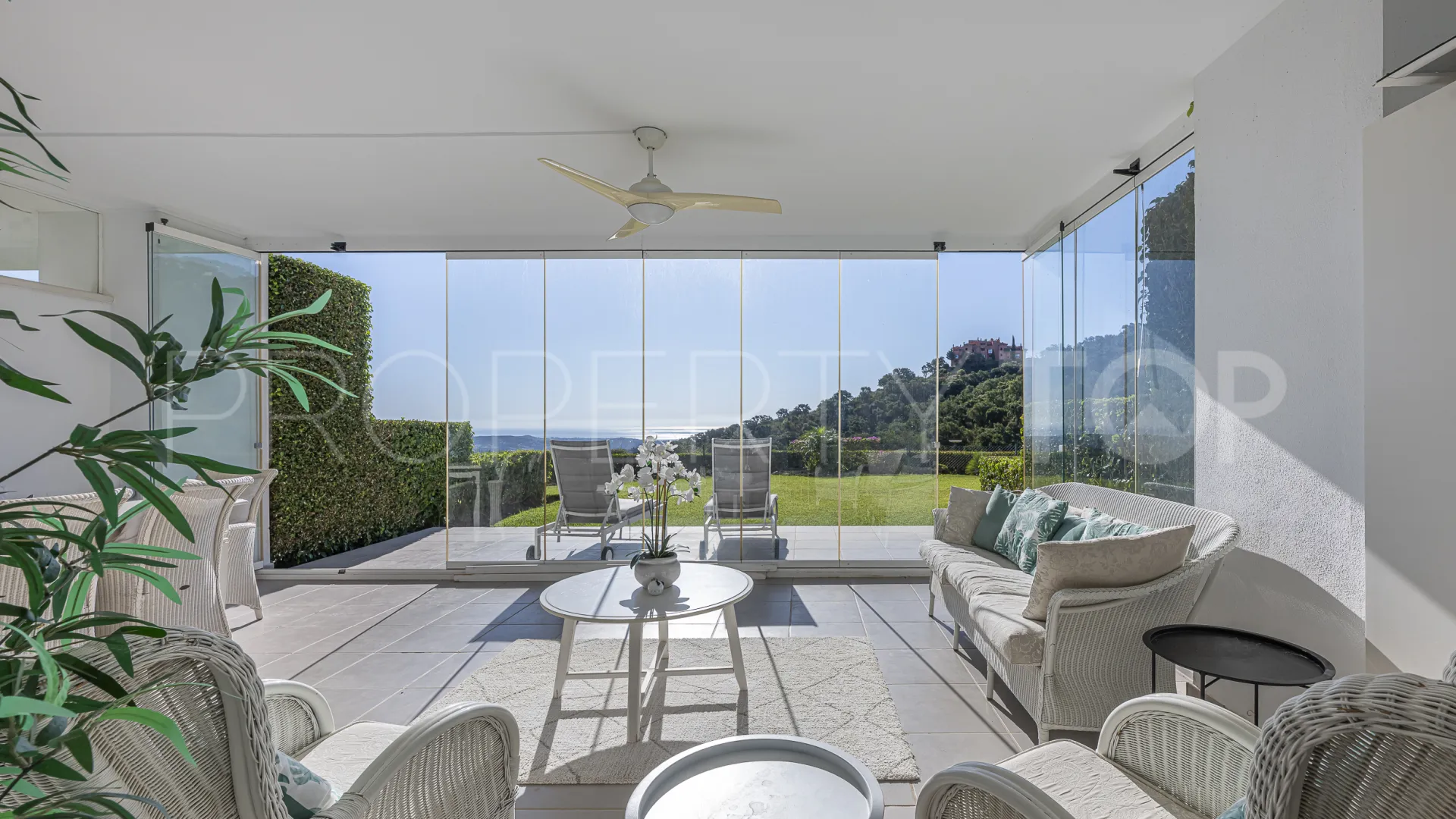 Apartamento en venta en La Mairena