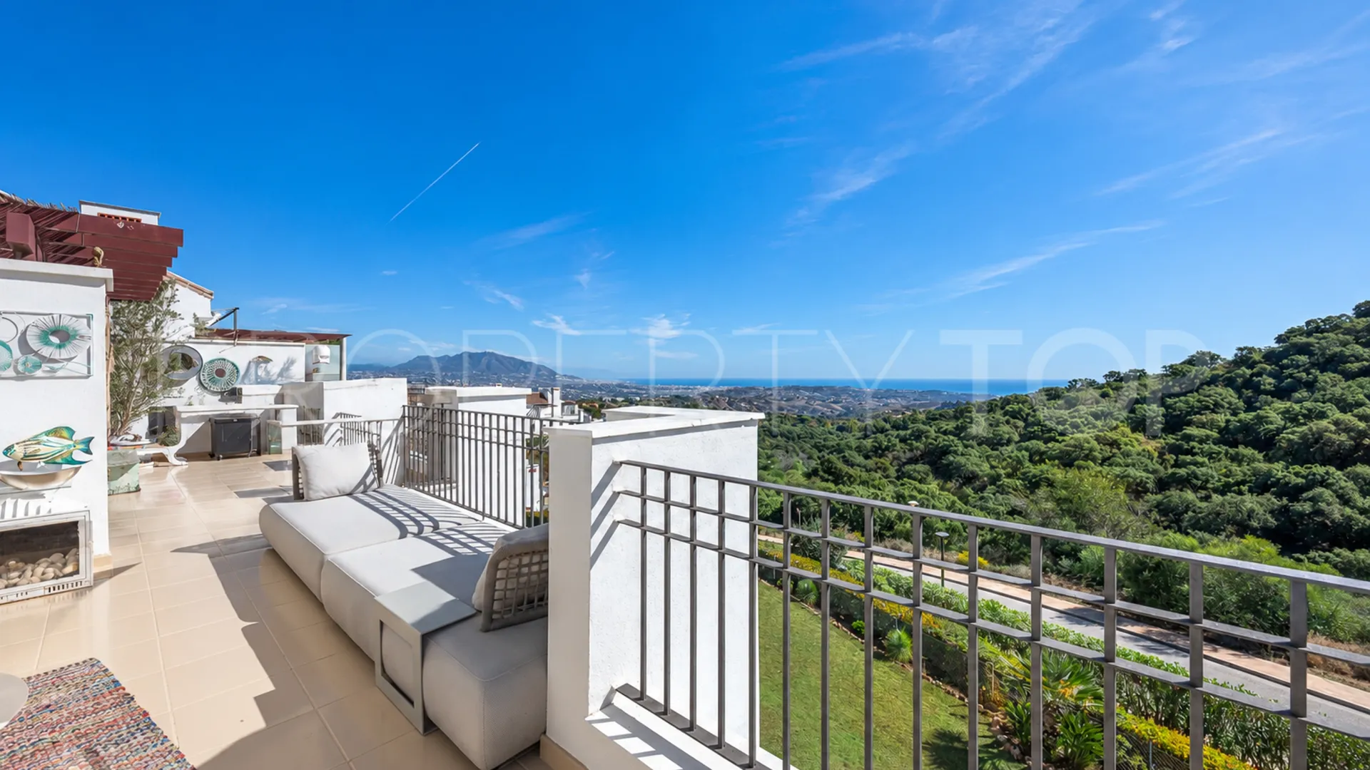 For sale La Mairena 2 bedrooms penthouse