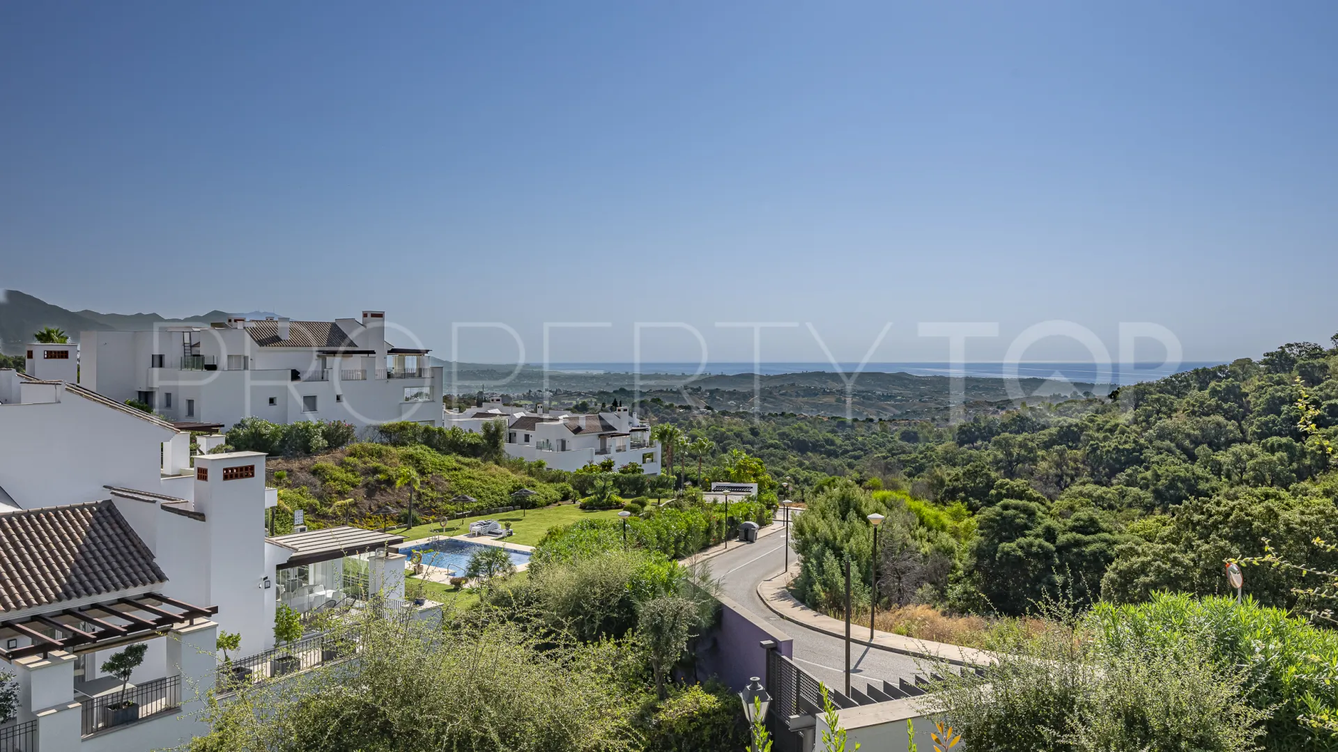 For sale La Mairena 2 bedrooms penthouse