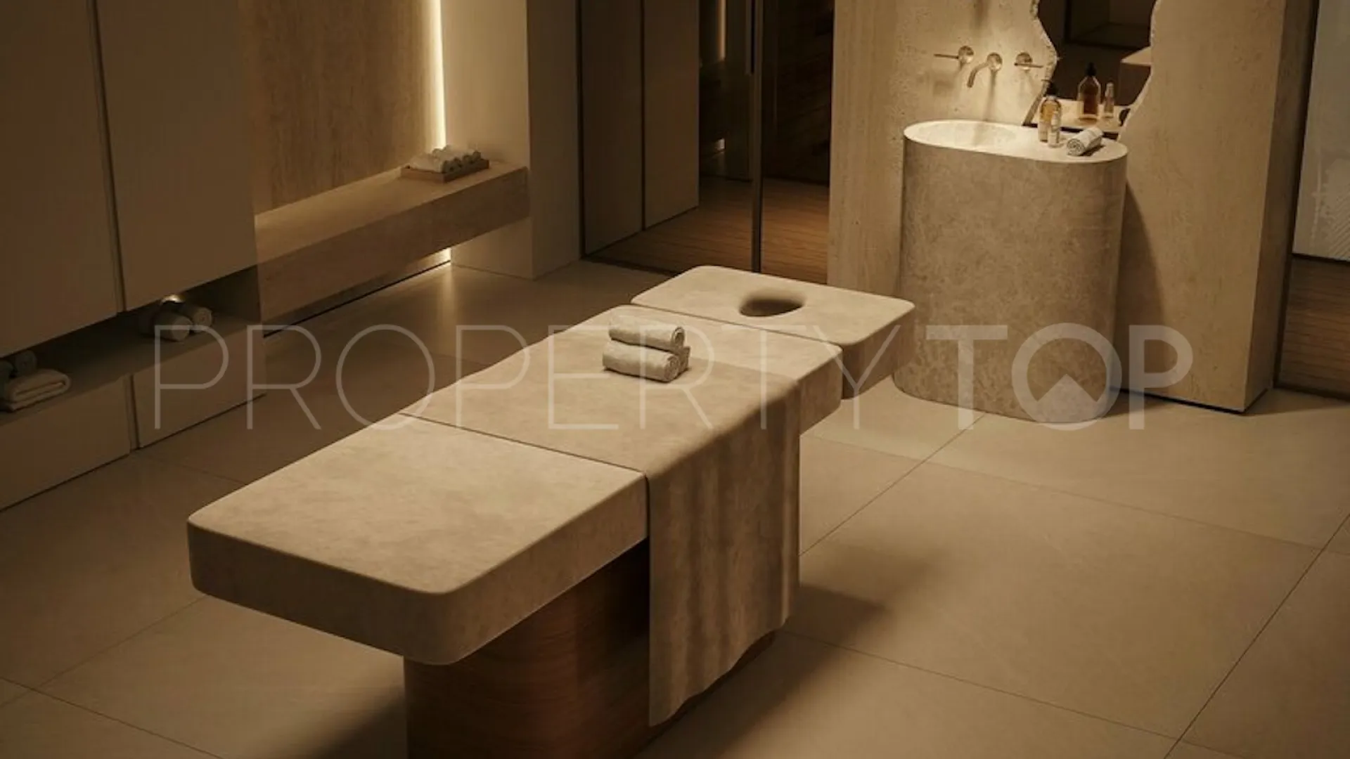 Buy penthouse in Marbella