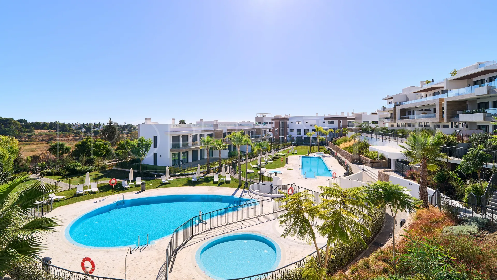 Ground floor apartment for sale in Atalaya Golf