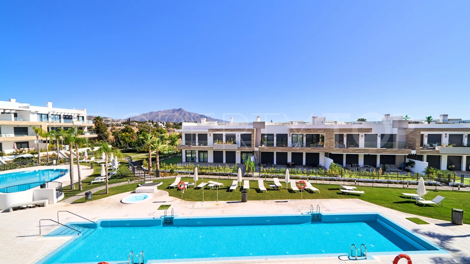 Ground floor apartment for sale in Atalaya Golf