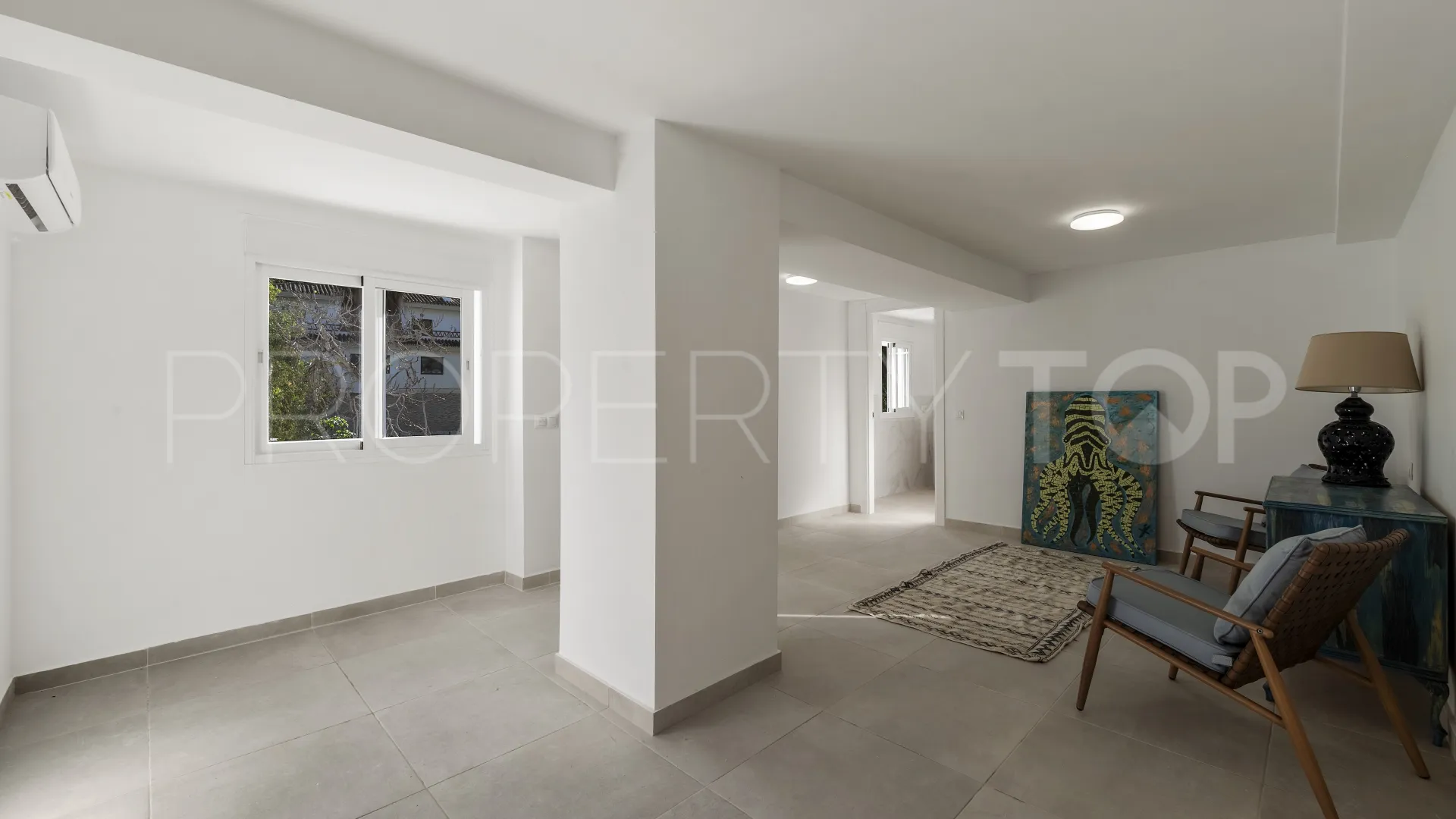 Se vende villa con 4 dormitorios en Campo Mijas