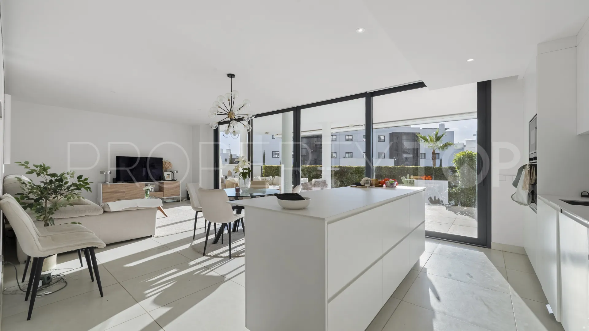 El Higueron, apartamento planta baja a la venta con 2 dormitorios