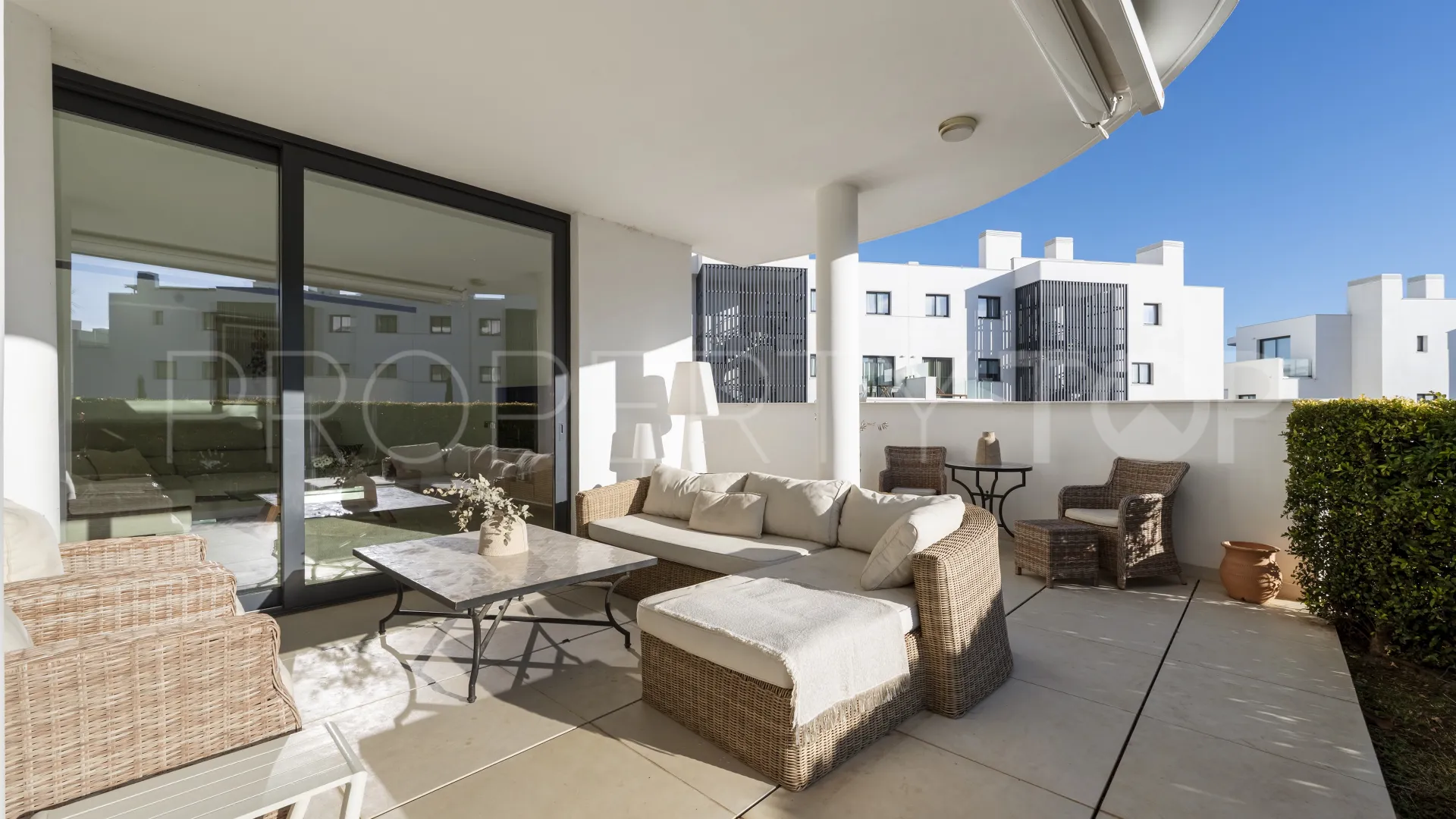 El Higueron, apartamento planta baja a la venta con 2 dormitorios