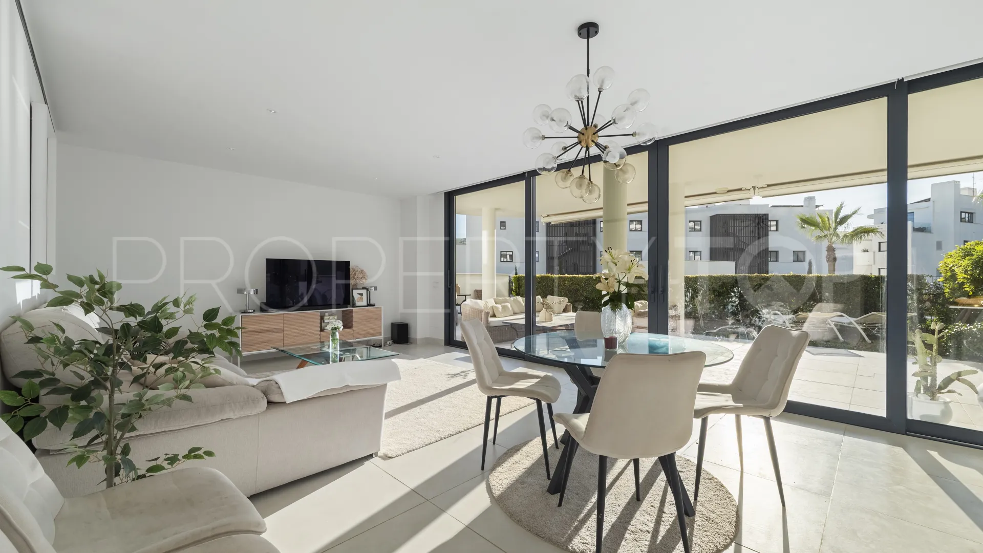 El Higueron, apartamento planta baja a la venta con 2 dormitorios