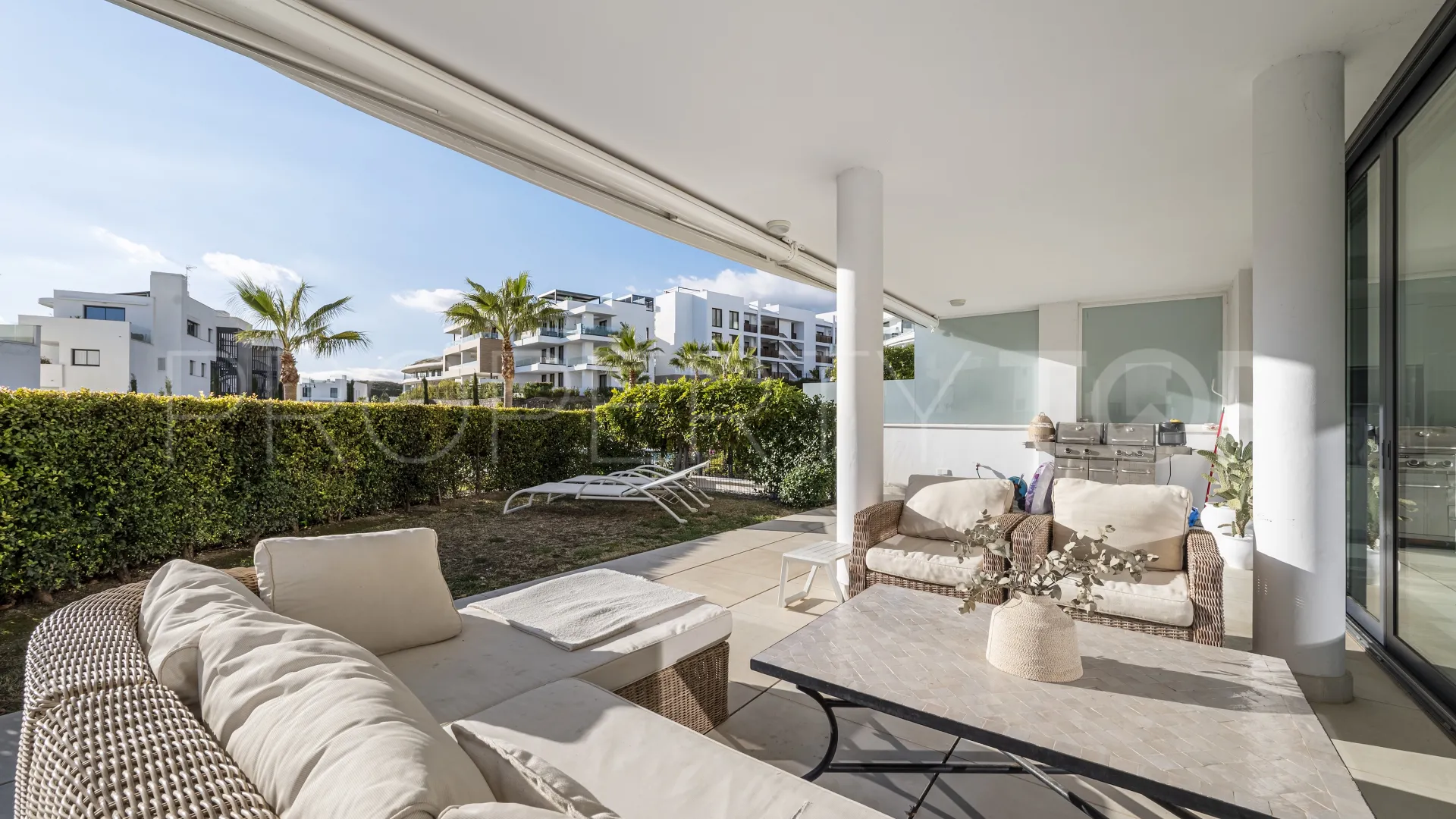 El Higueron, apartamento planta baja a la venta con 2 dormitorios