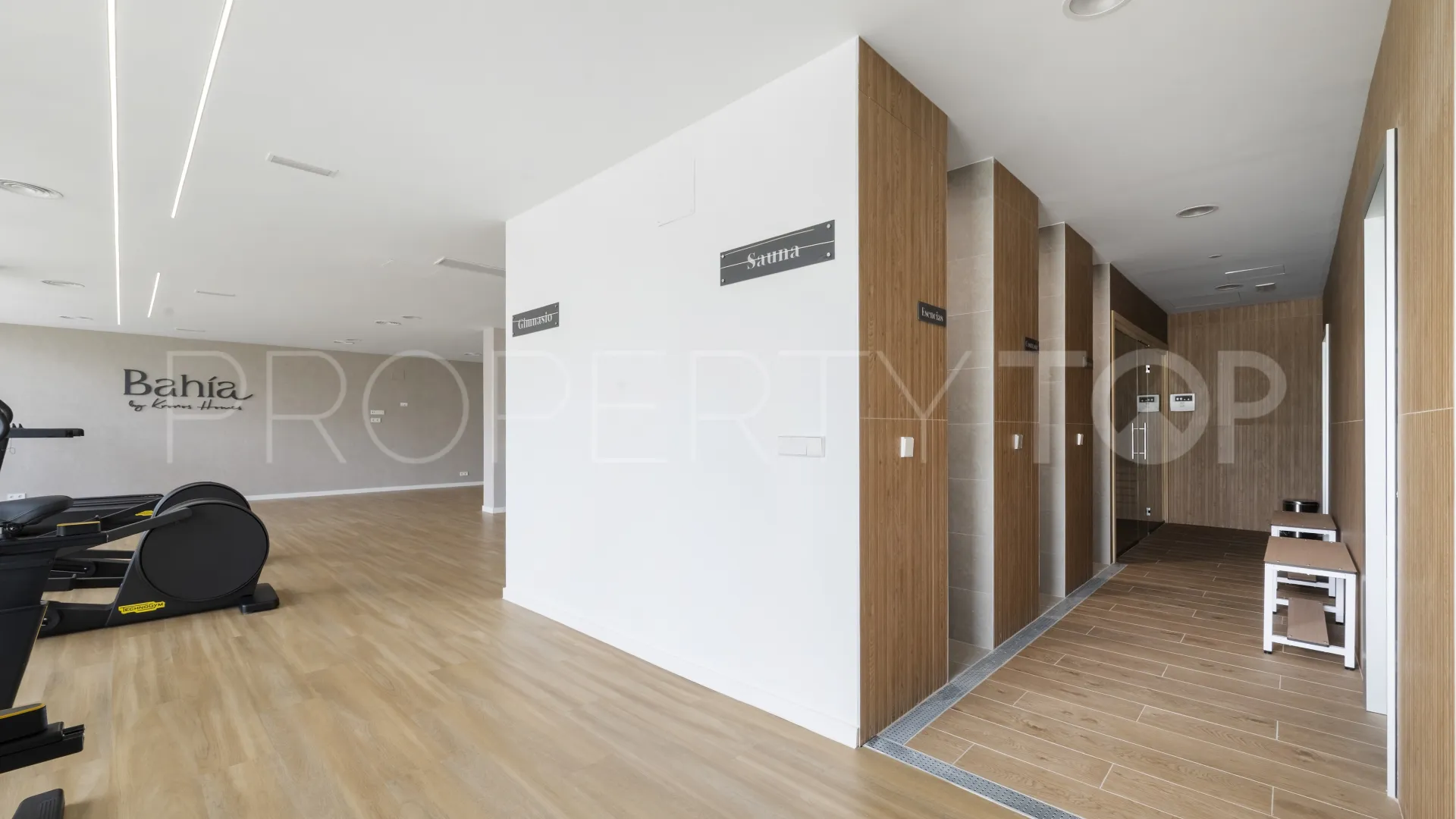 Ground floor apartment with 3 bedrooms for sale in Calanova Golf