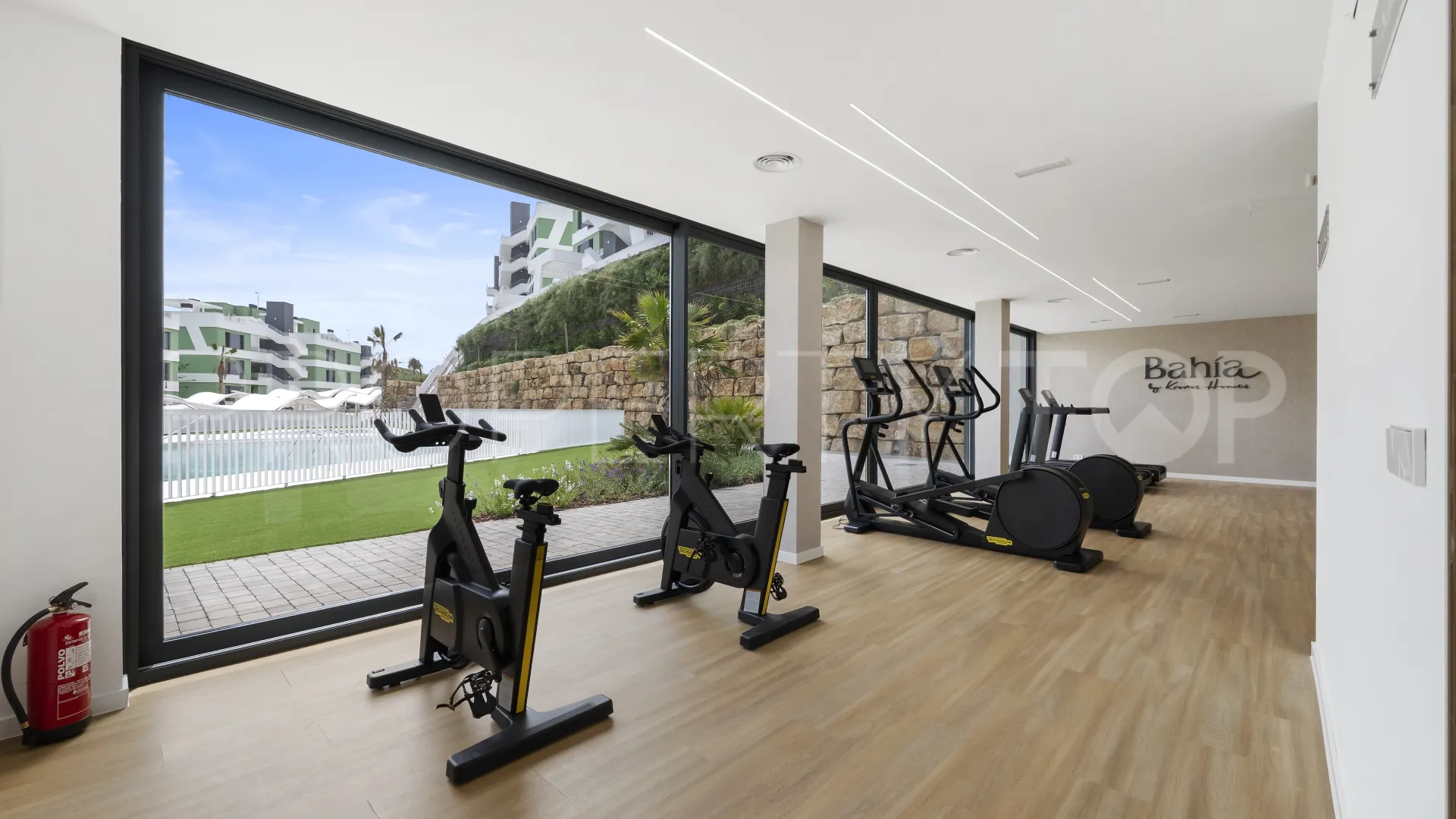 Ground floor apartment with 3 bedrooms for sale in Calanova Golf