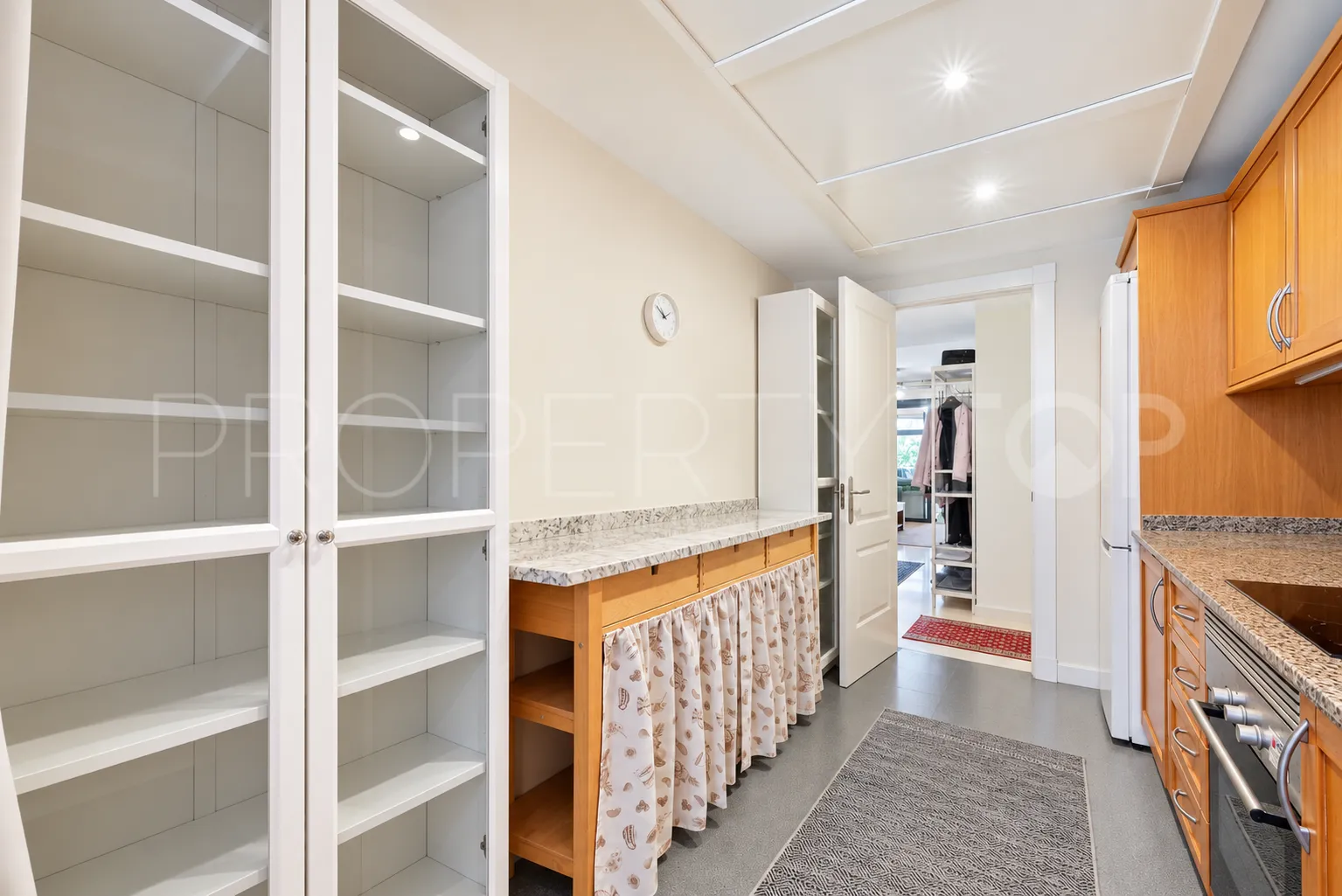 Apartamento planta baja en venta en Calahonda