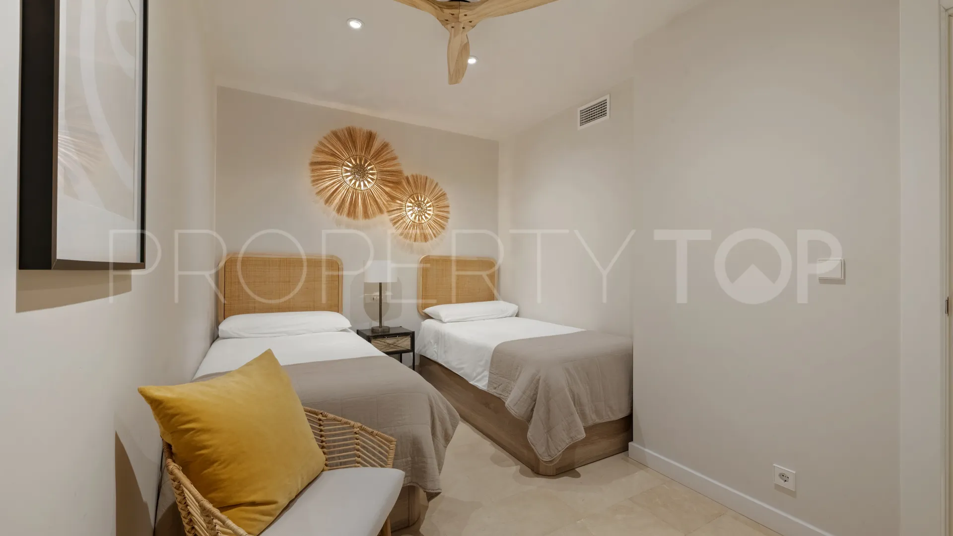 Apartamento planta baja en venta en Fuengirola