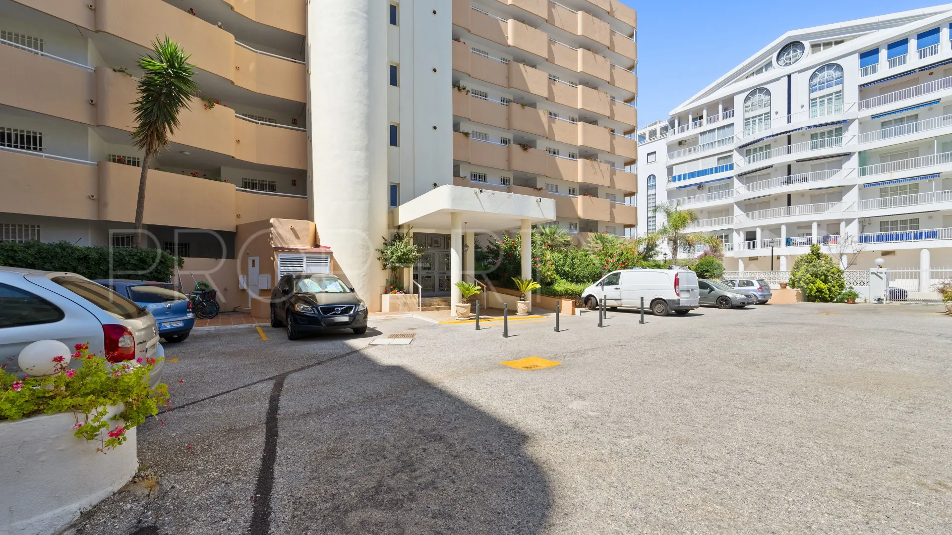 Apartamento planta baja en venta en Fuengirola