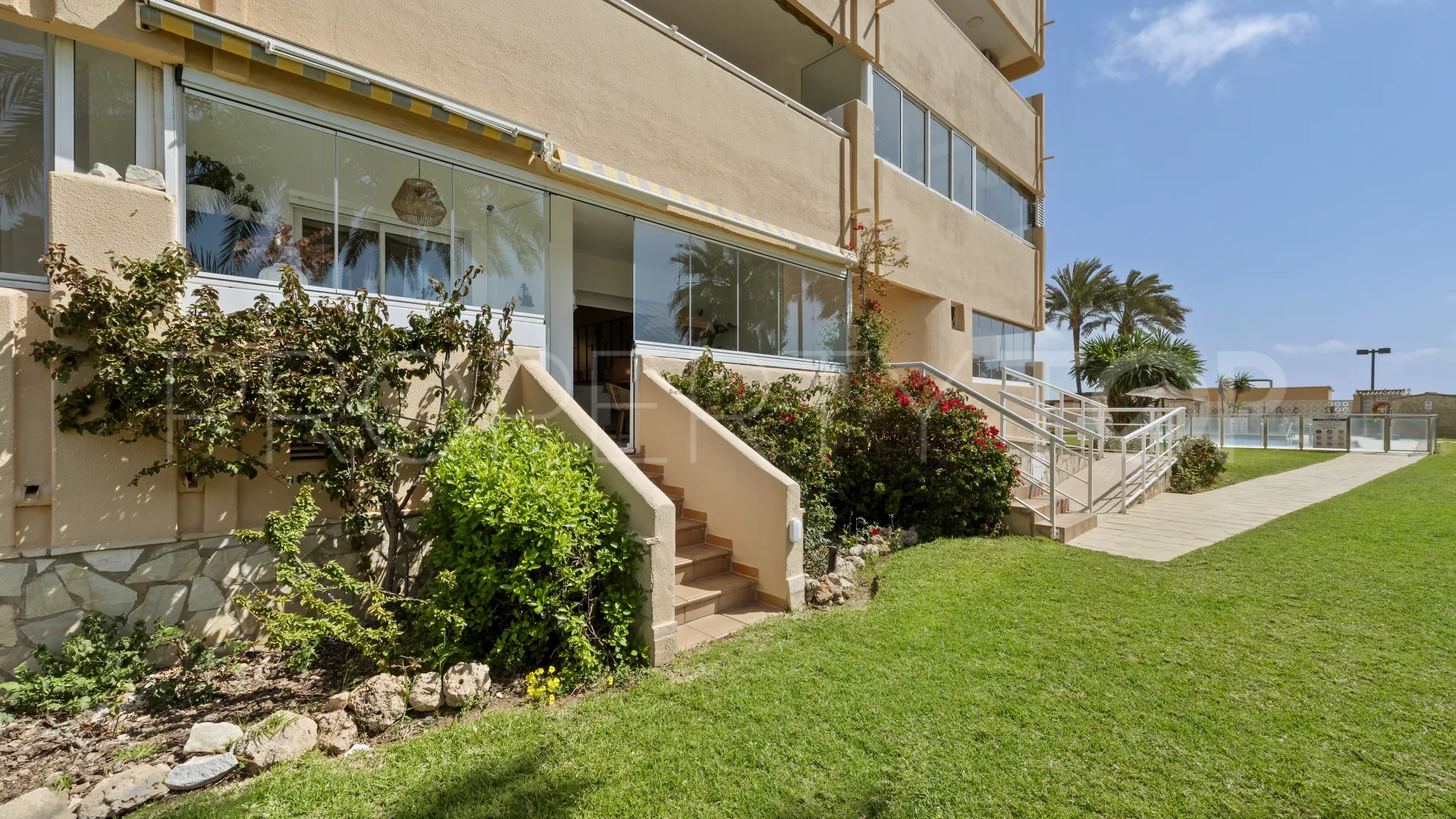 Apartamento planta baja en venta en Fuengirola