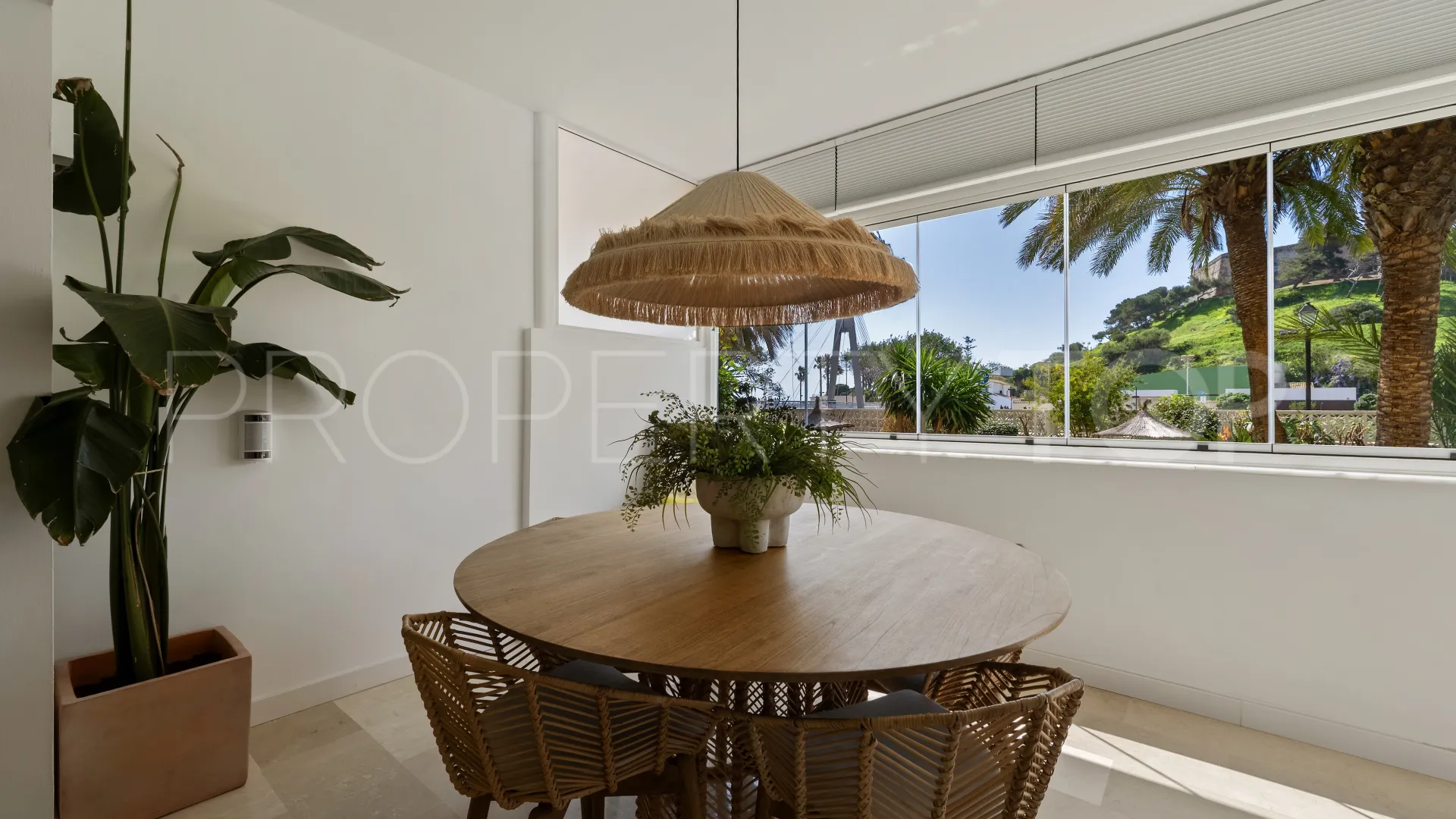 Apartamento planta baja en venta en Fuengirola