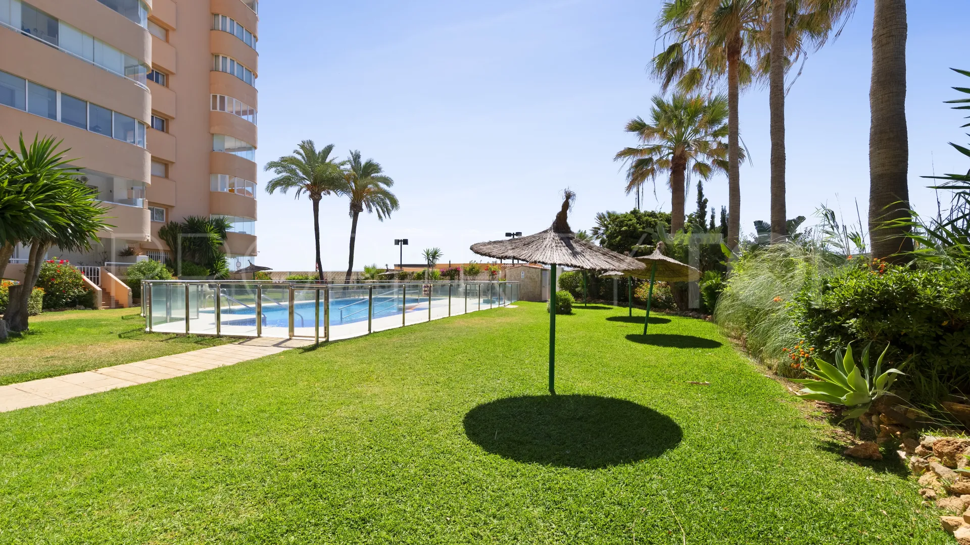 Apartamento planta baja en venta en Fuengirola