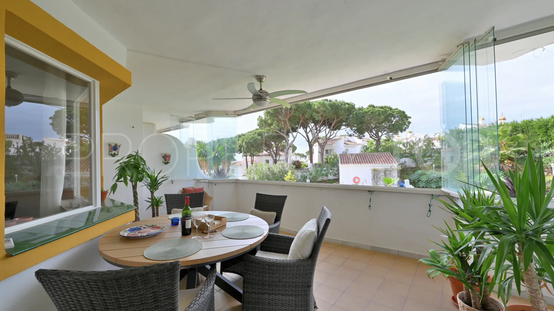 Apartamento en venta en Calahonda