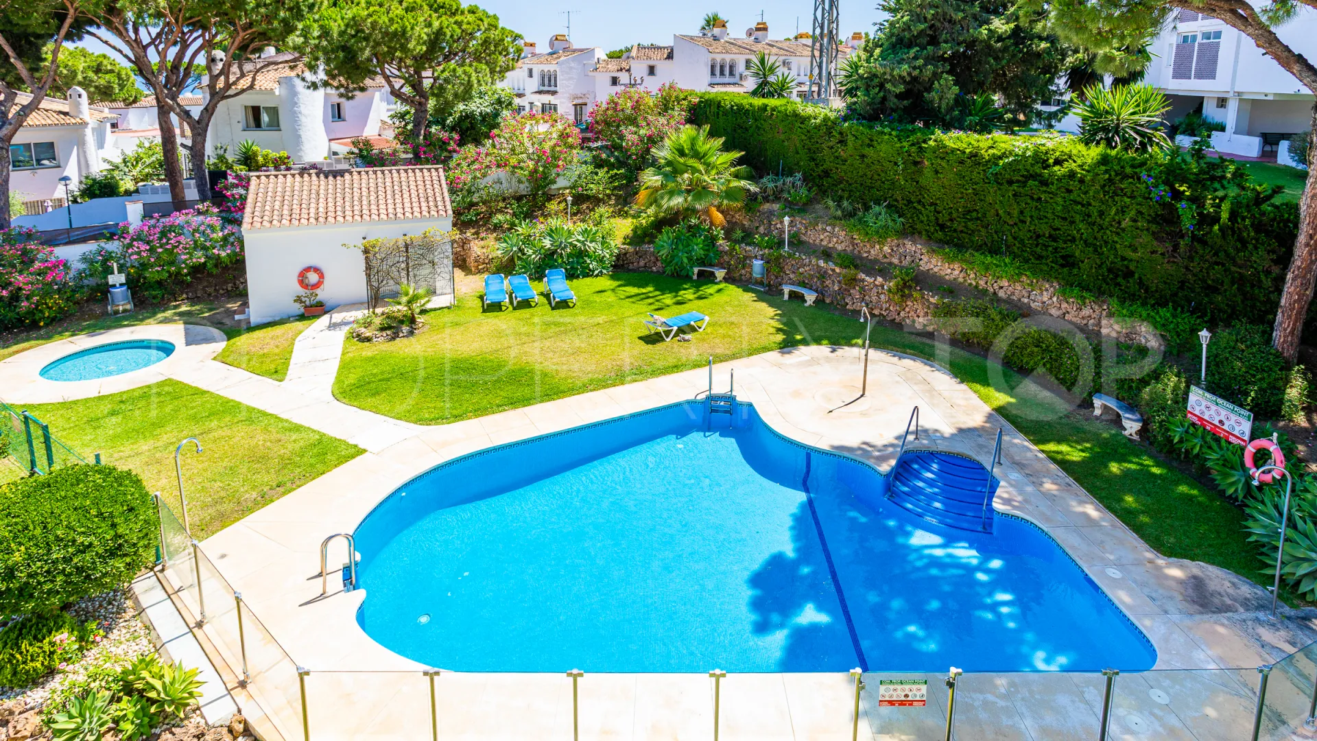 Apartamento en venta en Calahonda