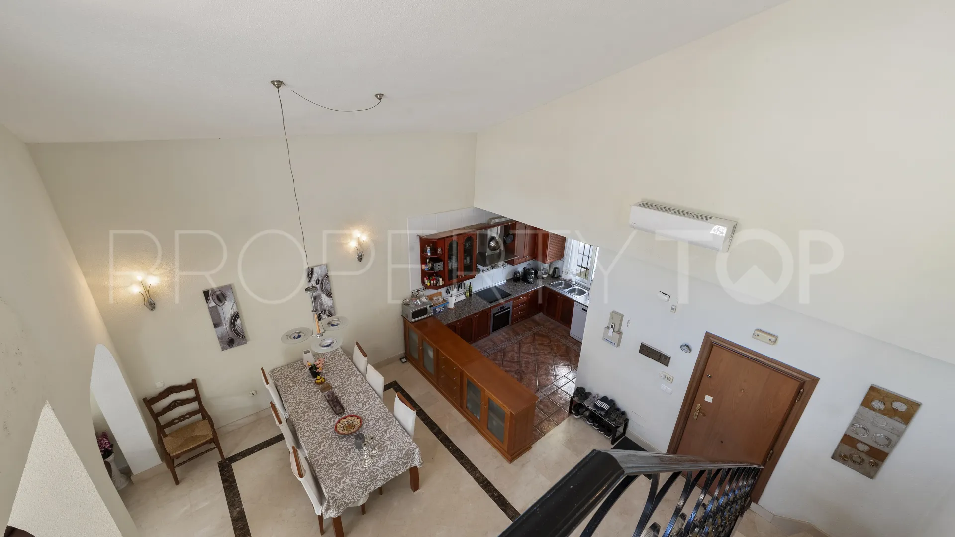Buy Calahonda town house