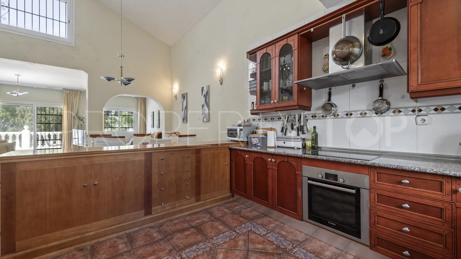 Buy Calahonda town house
