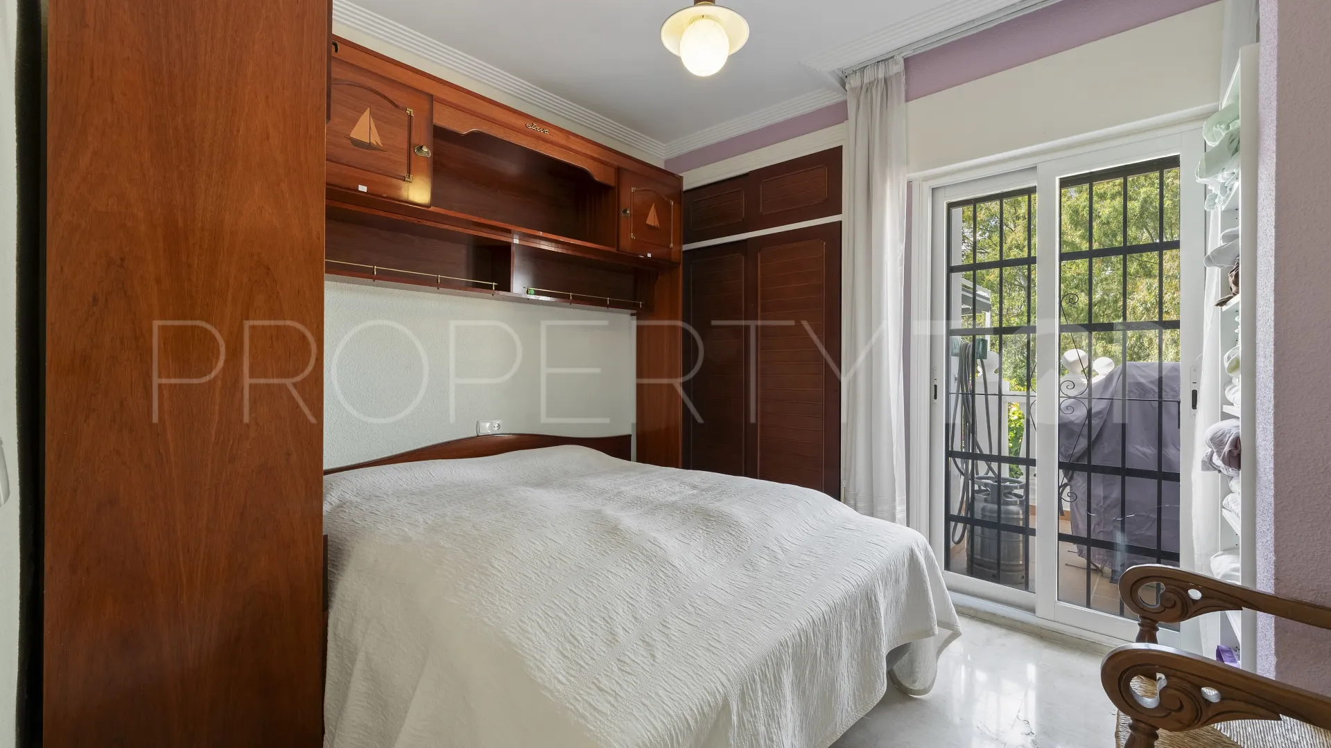 Buy Calahonda town house
