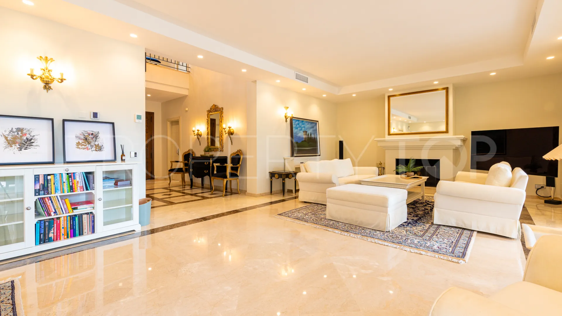 Comprar villa en El Rosario de 5 dormitorios