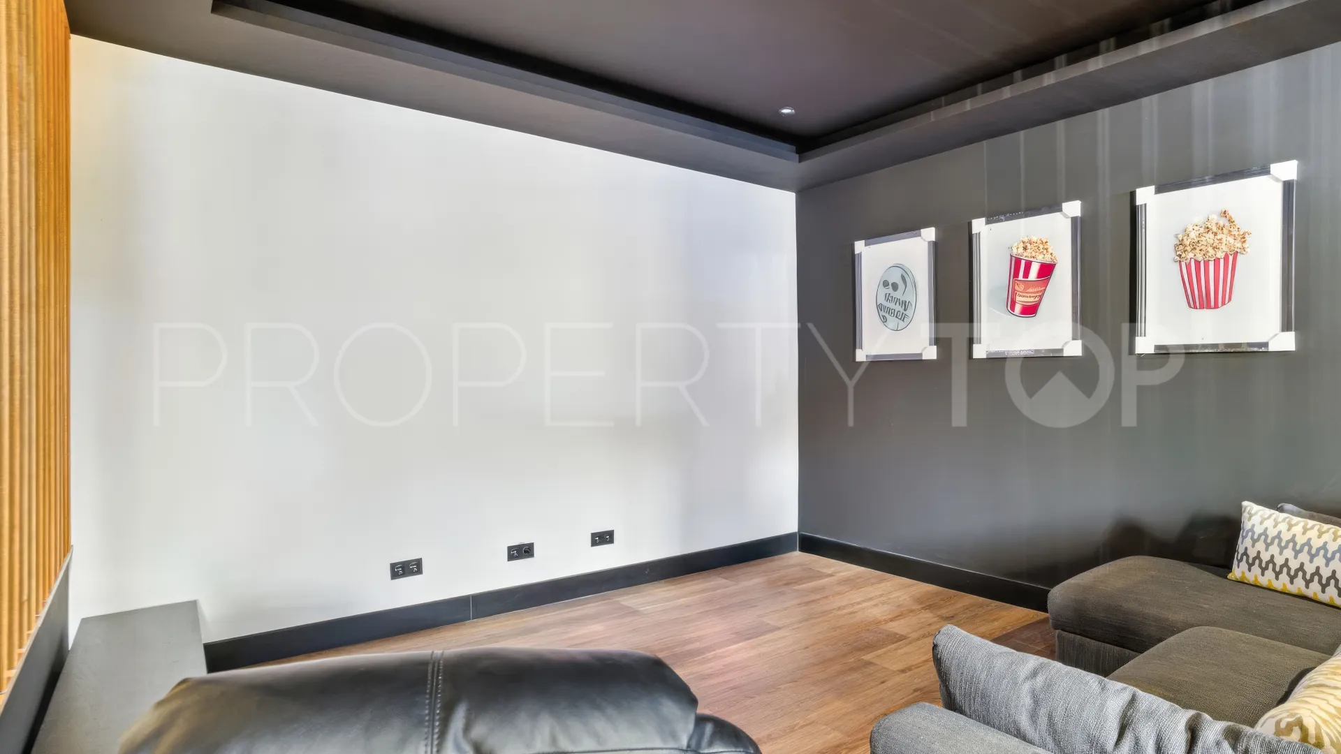 Villa for sale in Mijas Costa